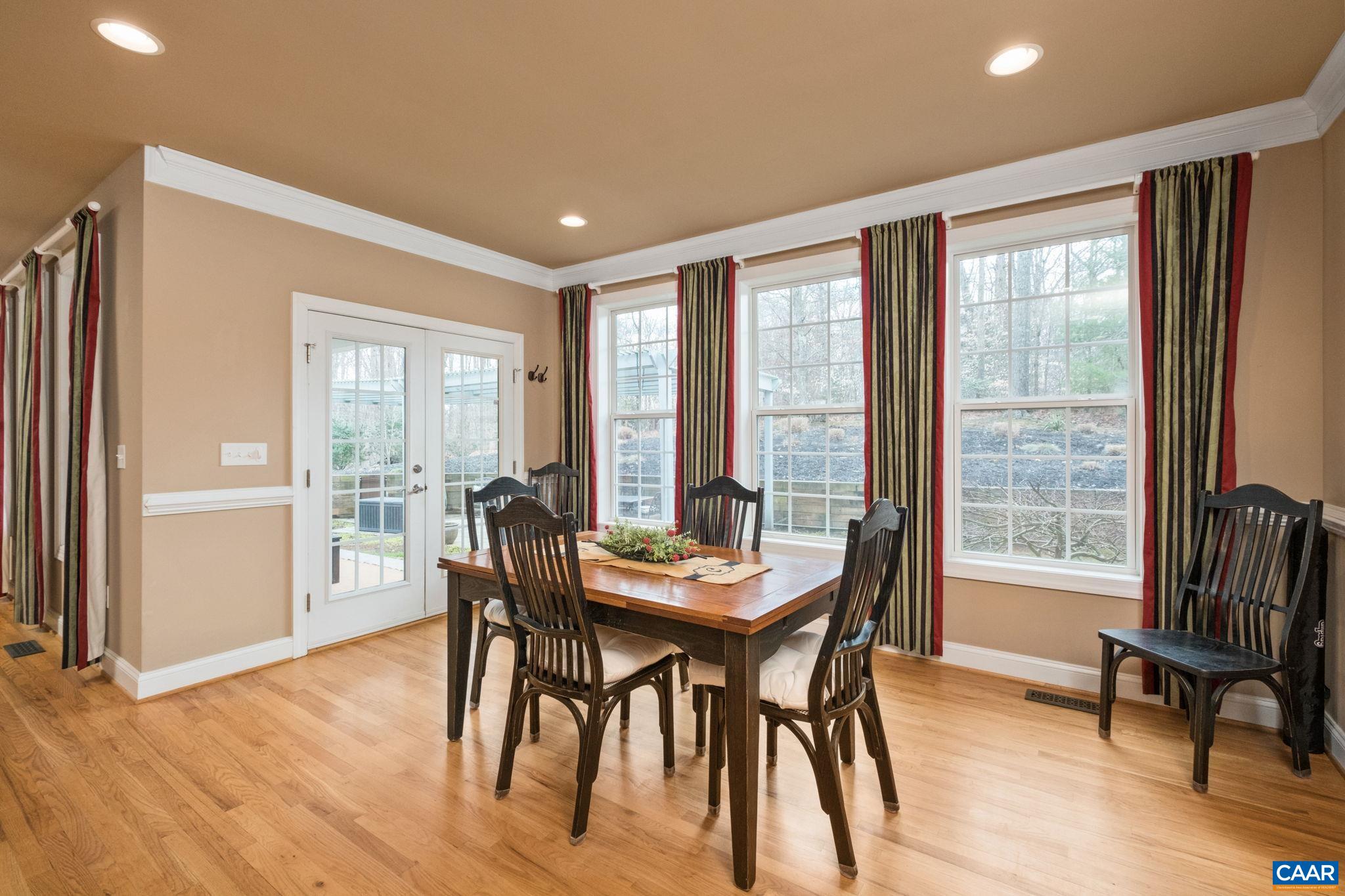 612 LONDON CT
