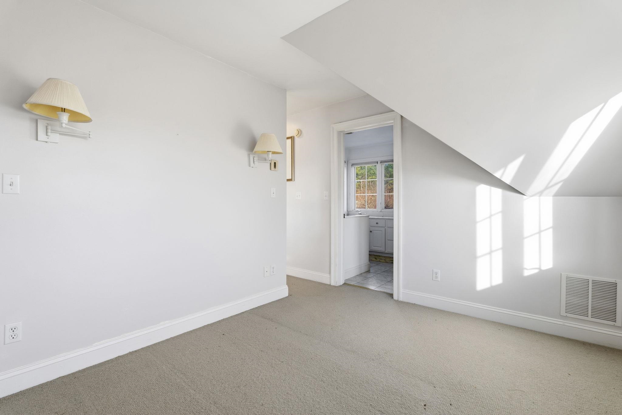 436 CHIMNEY ROCK RD