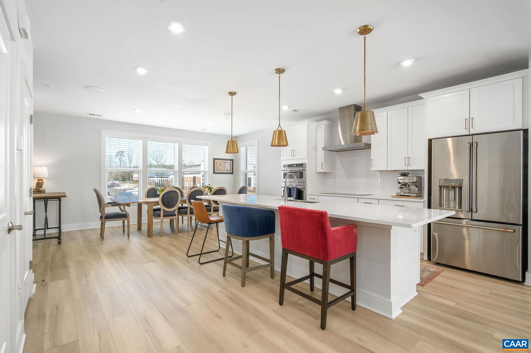 602 NOUSH CT Unit: B