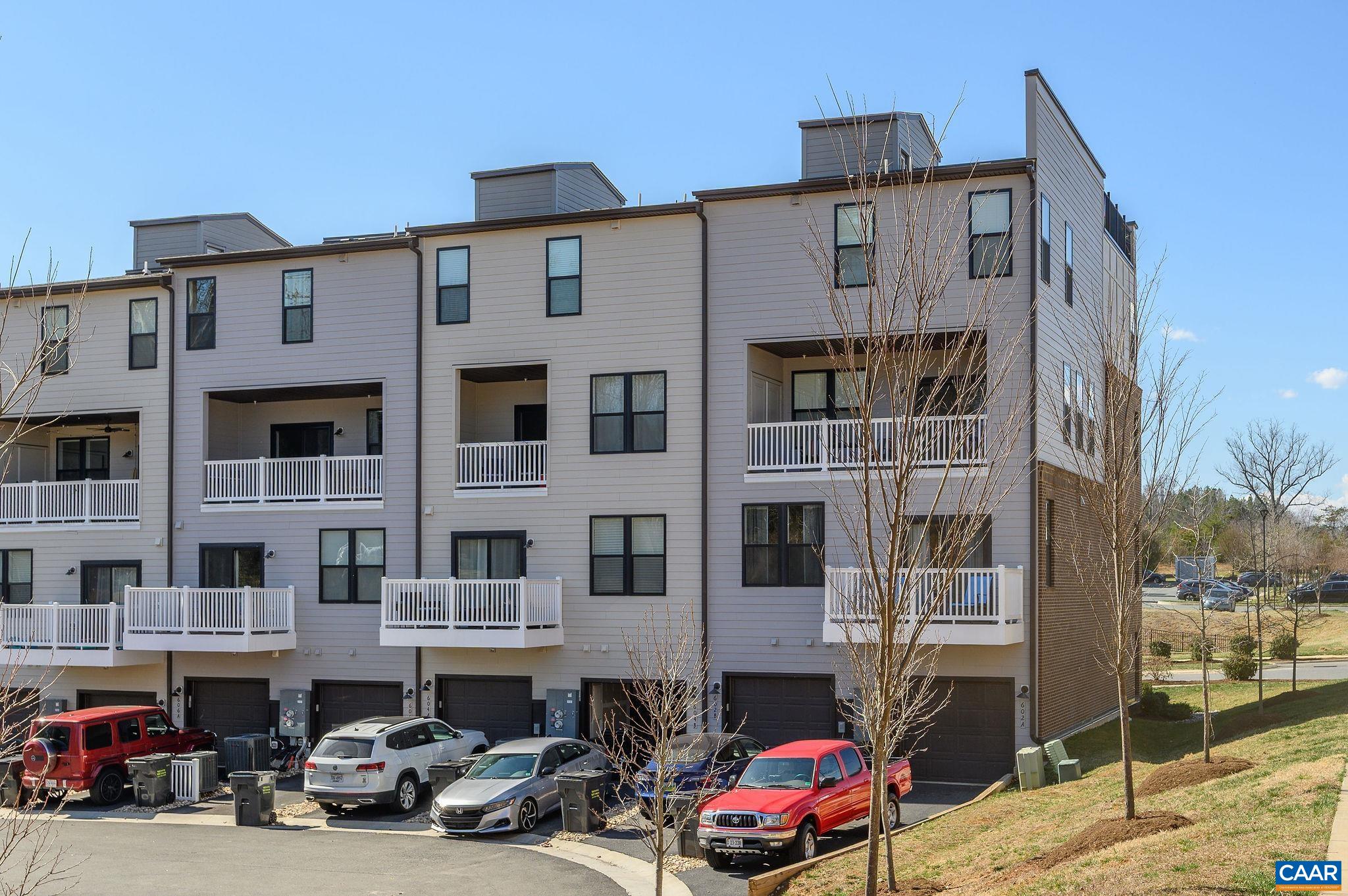 602 NOUSH CT Unit: B