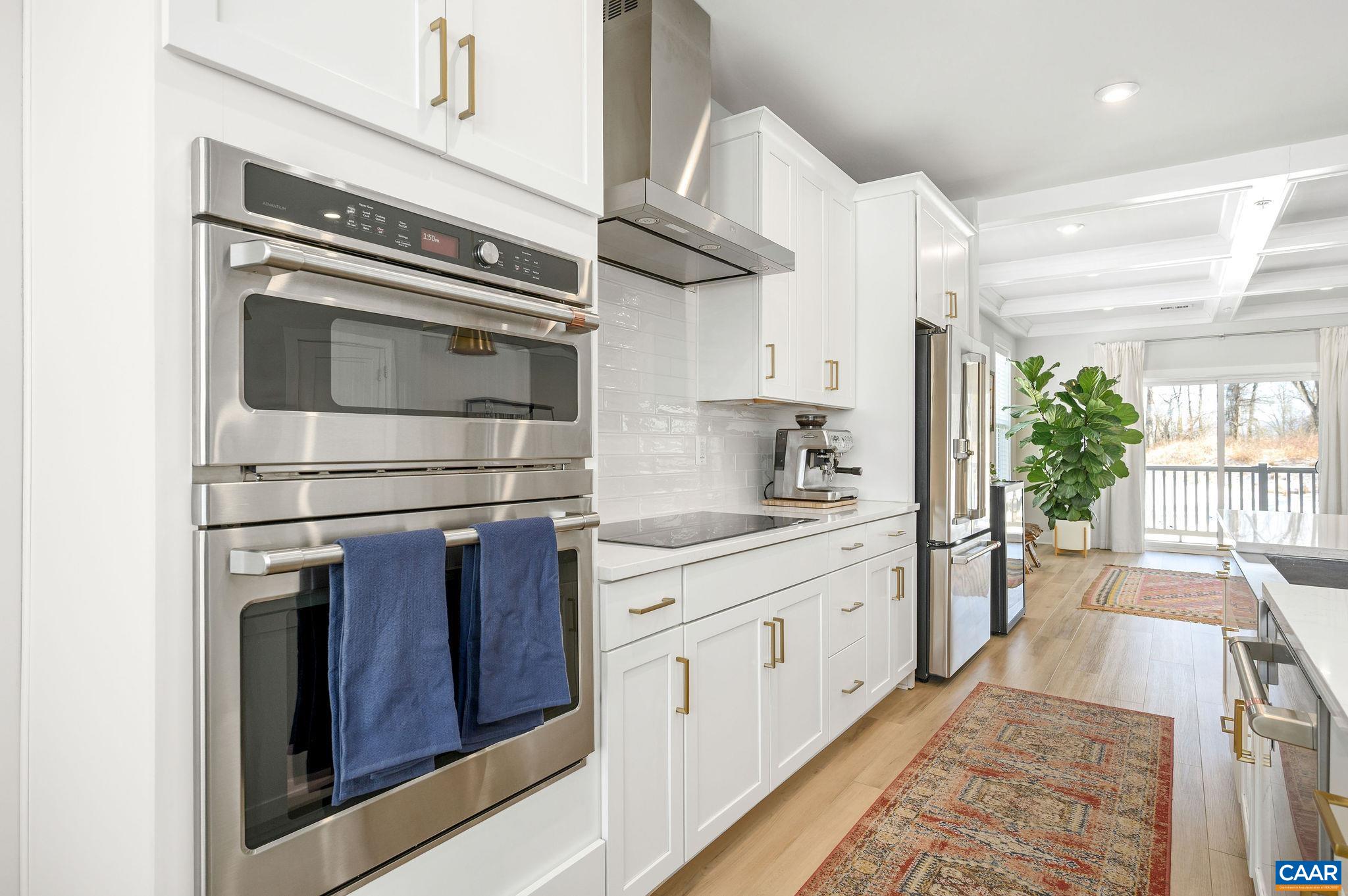 602 NOUSH CT Unit: B