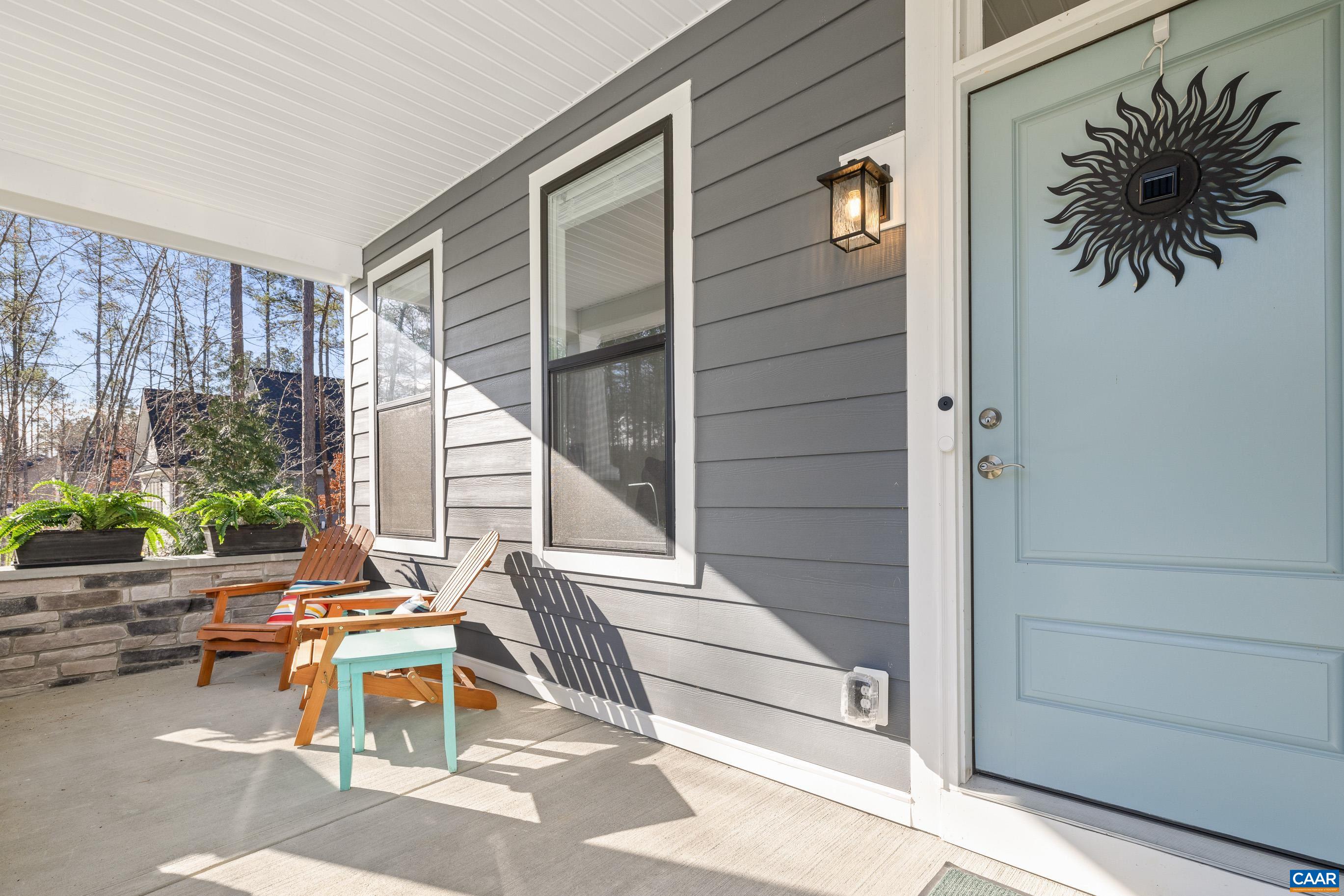 49 PINE SHADOW CT