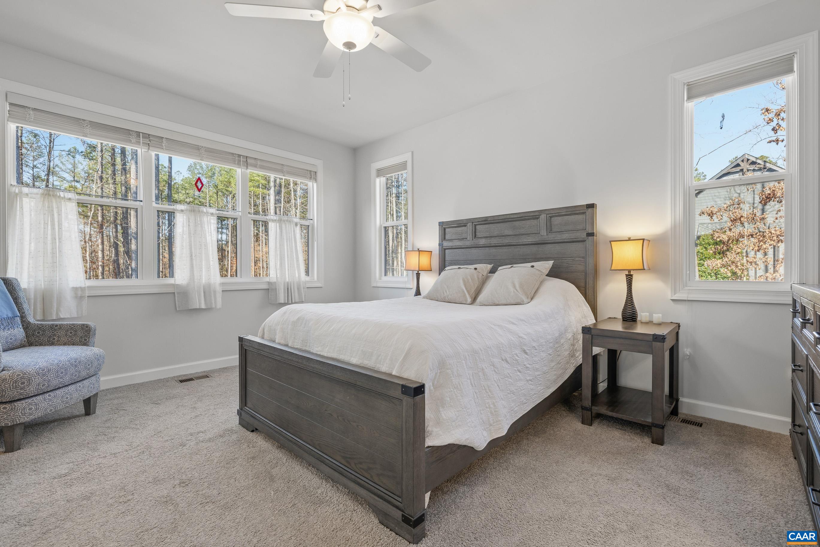 49 PINE SHADOW CT
