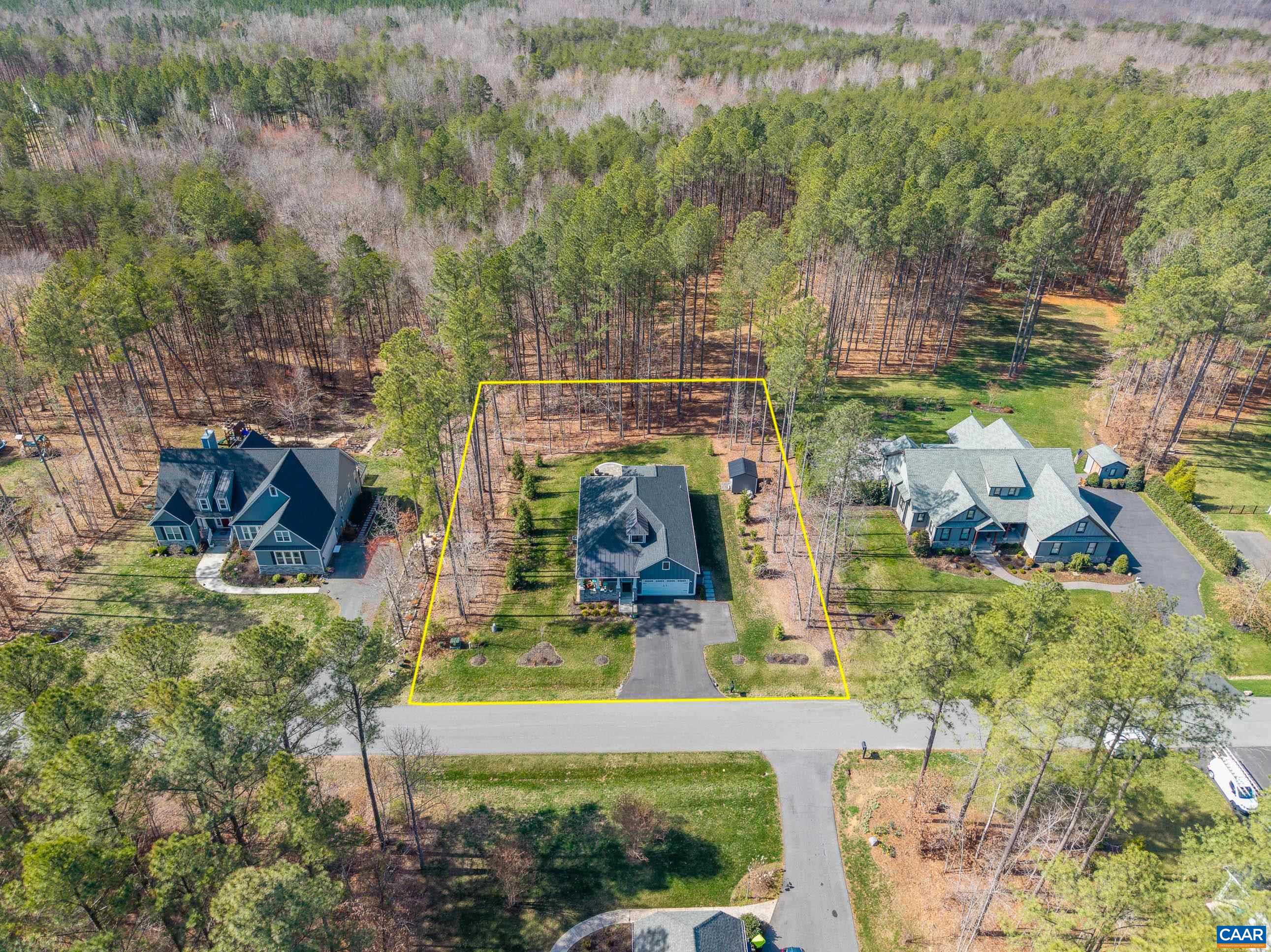 49 PINE SHADOW CT