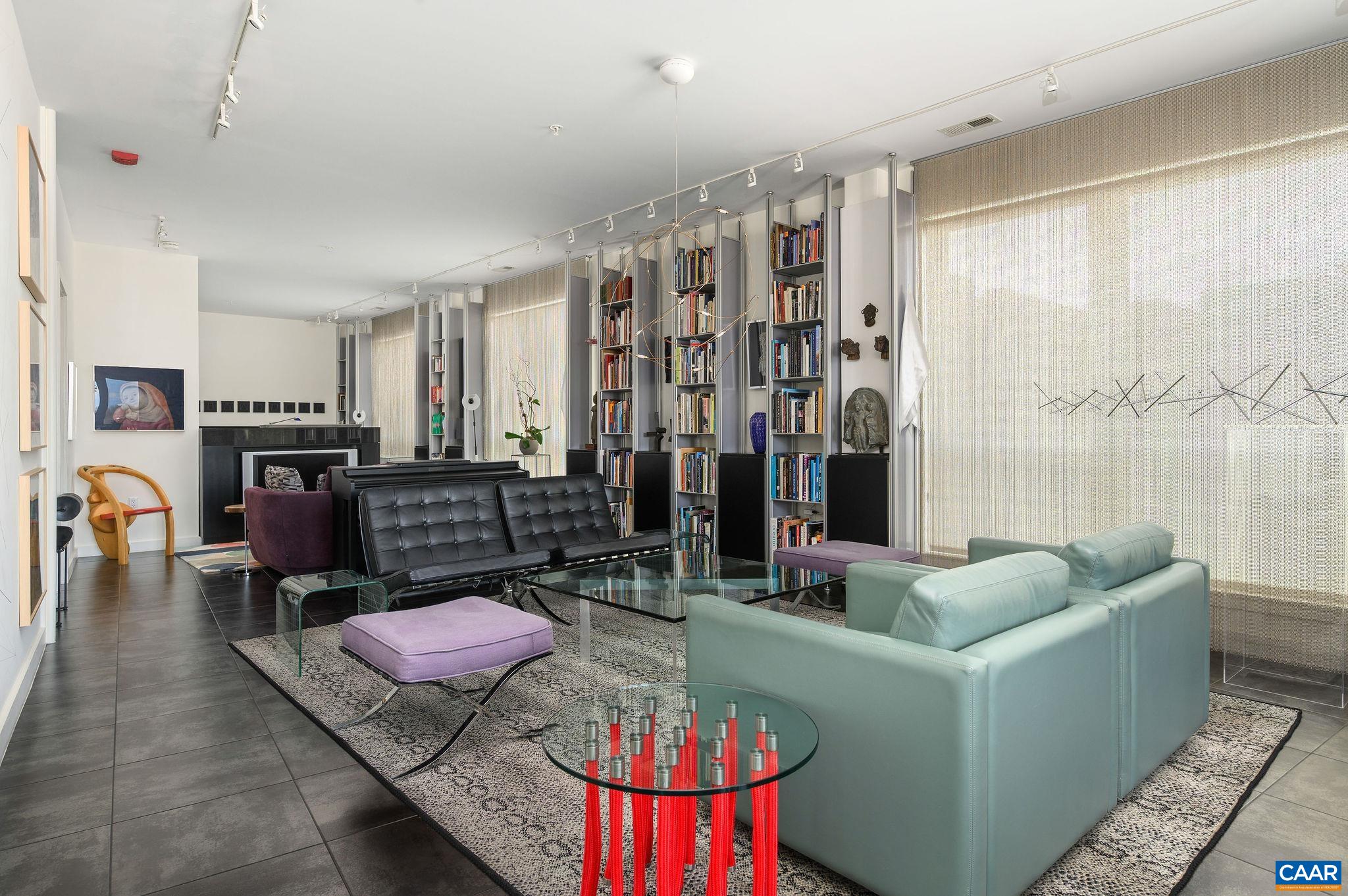 200 GARRETT ST Unit: 515