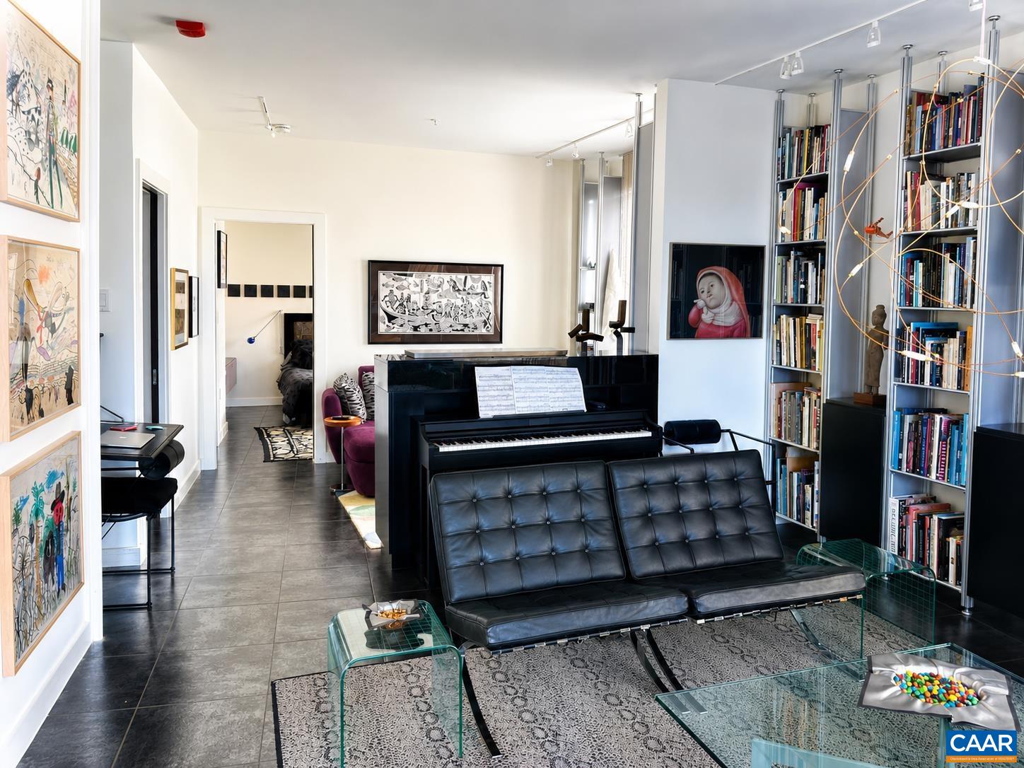 200 GARRETT ST Unit: 515