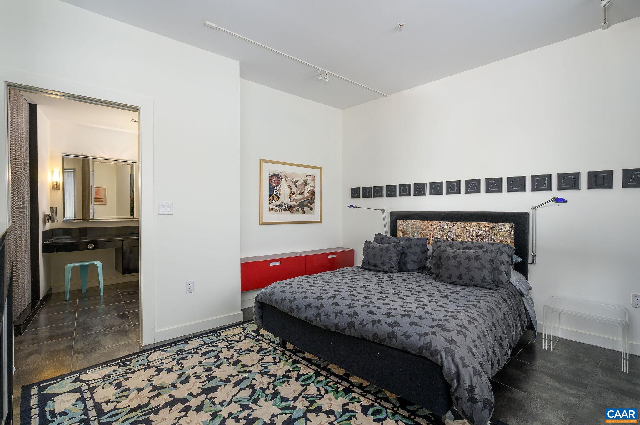 200 GARRETT ST Unit: 515