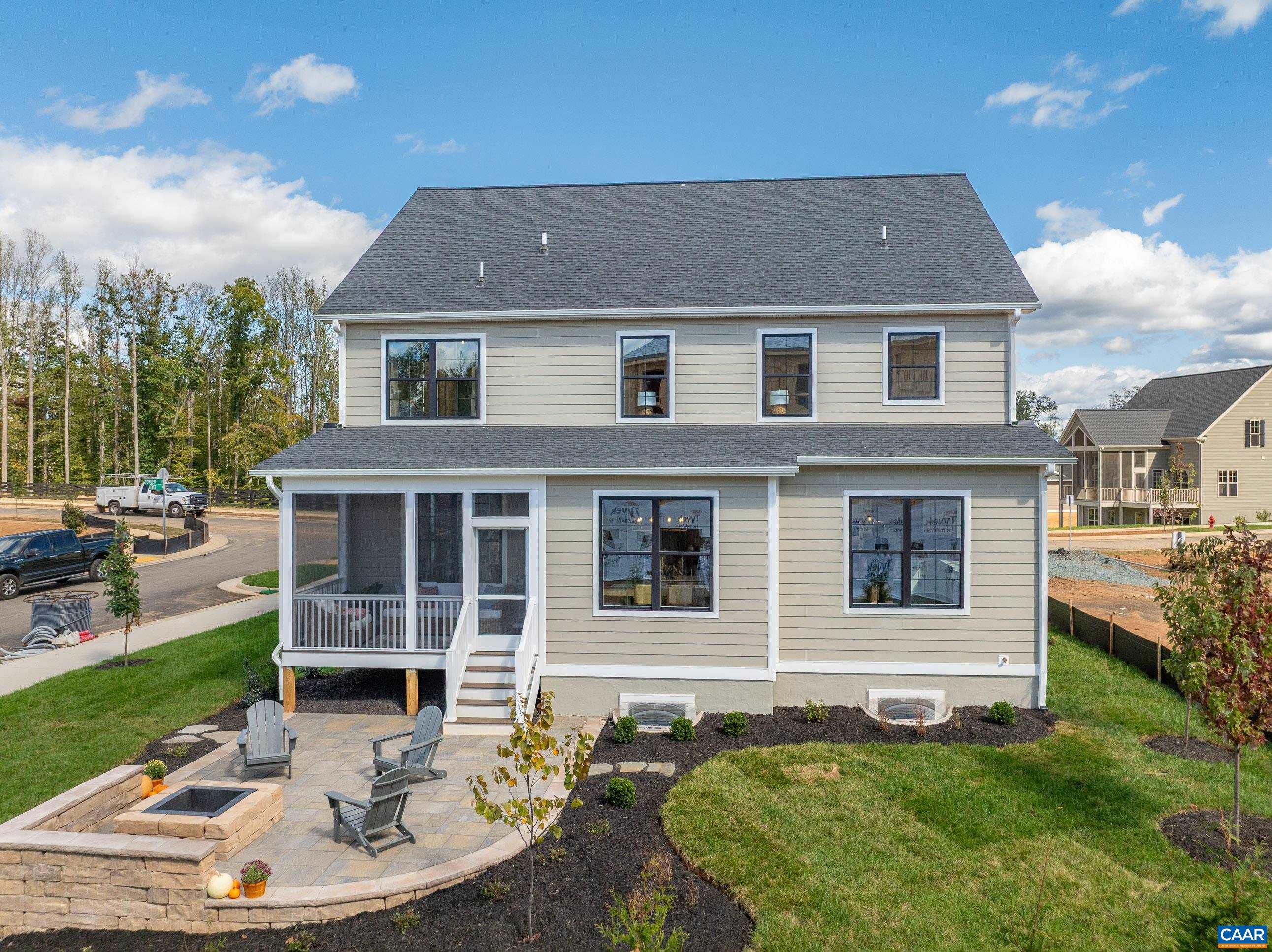 34 FOWLER ST