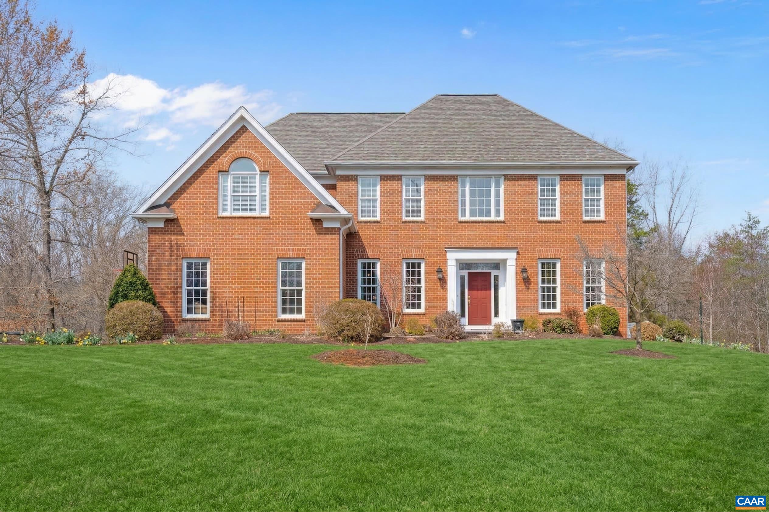 4175 REDWOOD LN