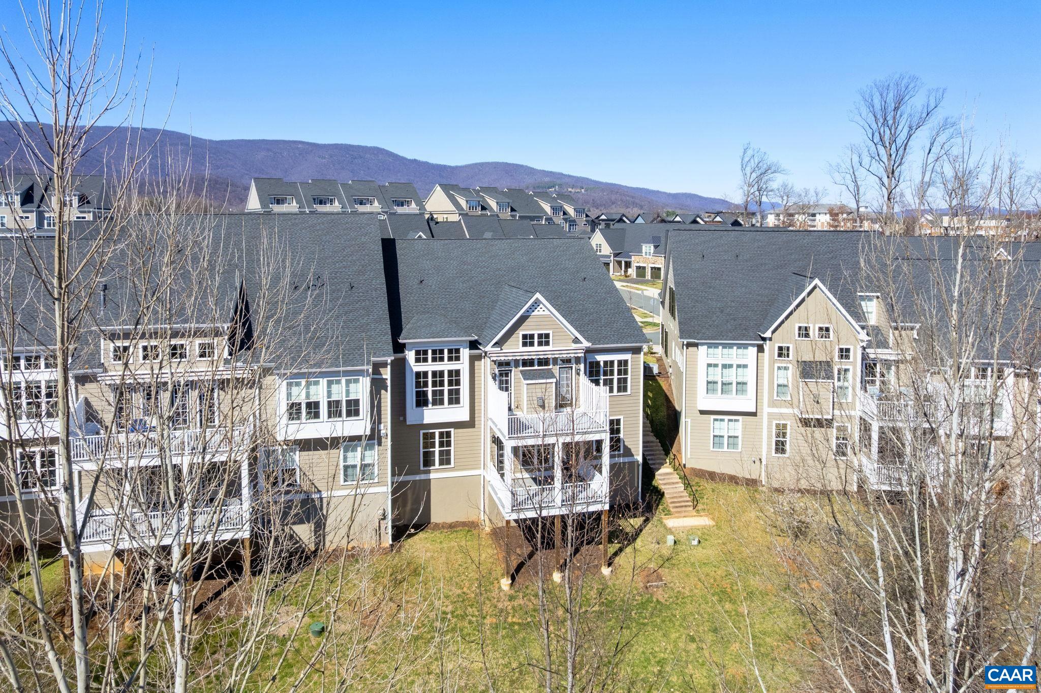 314 AVONDALE LN