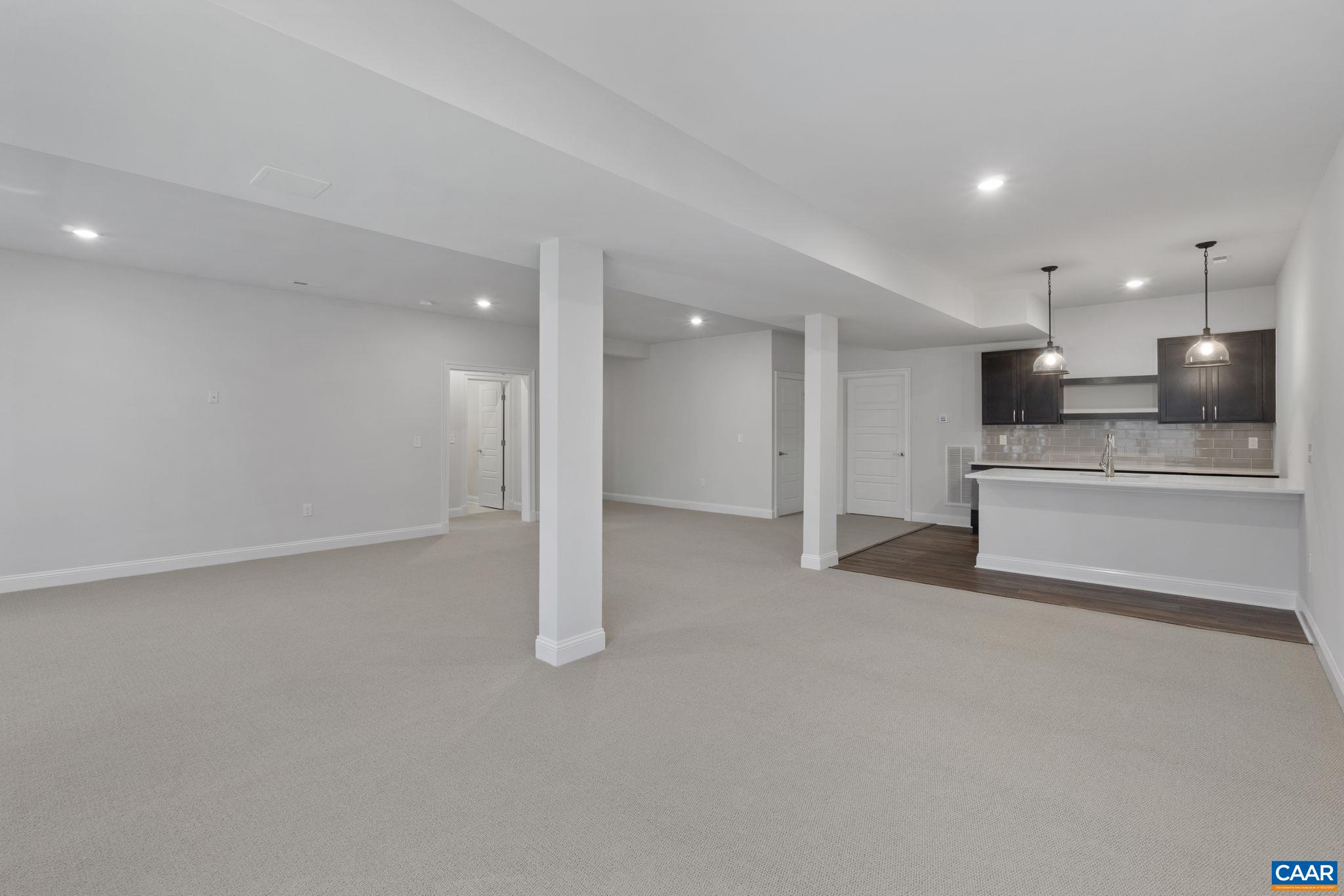 314 AVONDALE LN