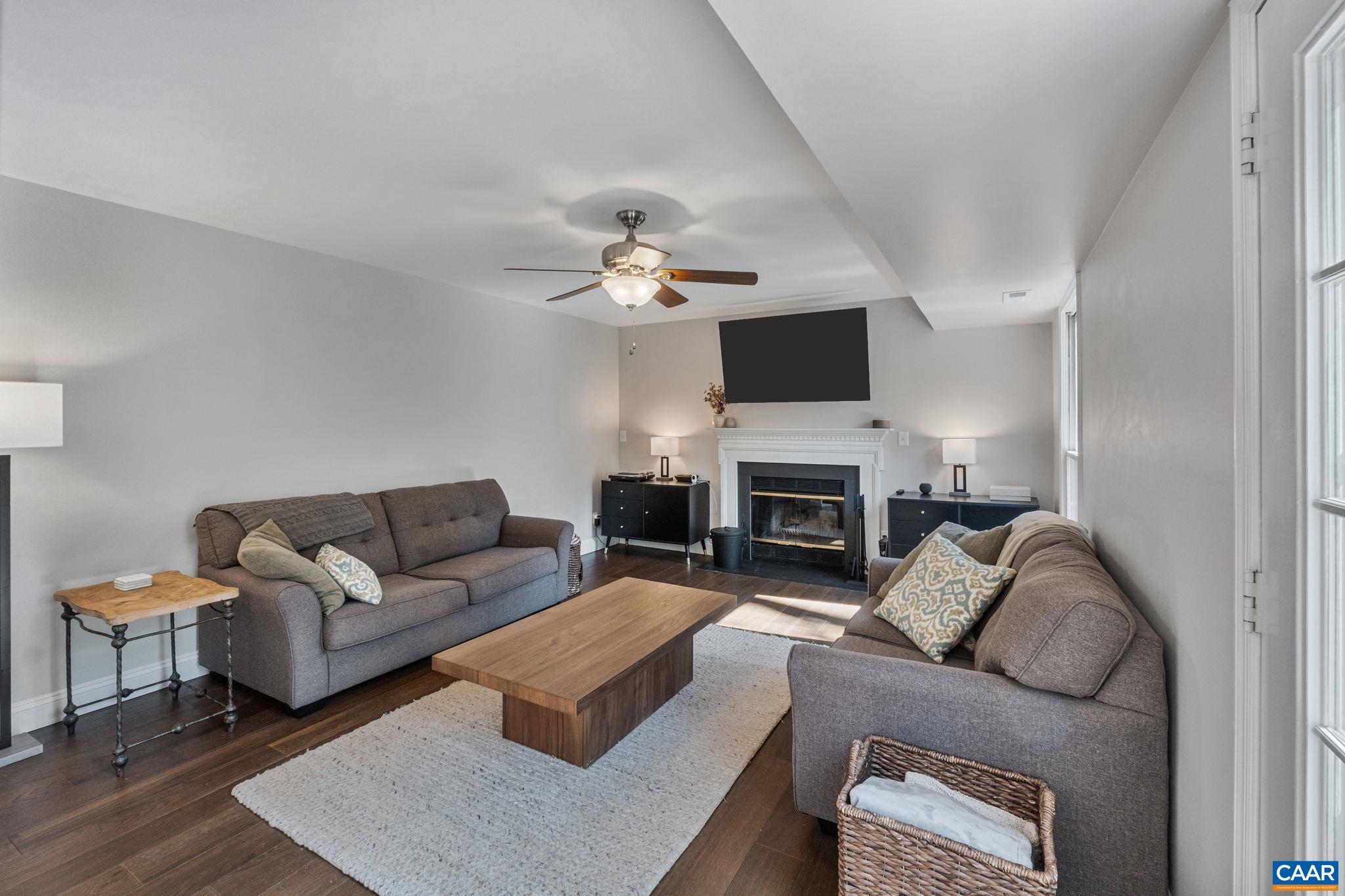 1783 HEARTHGLOW LN