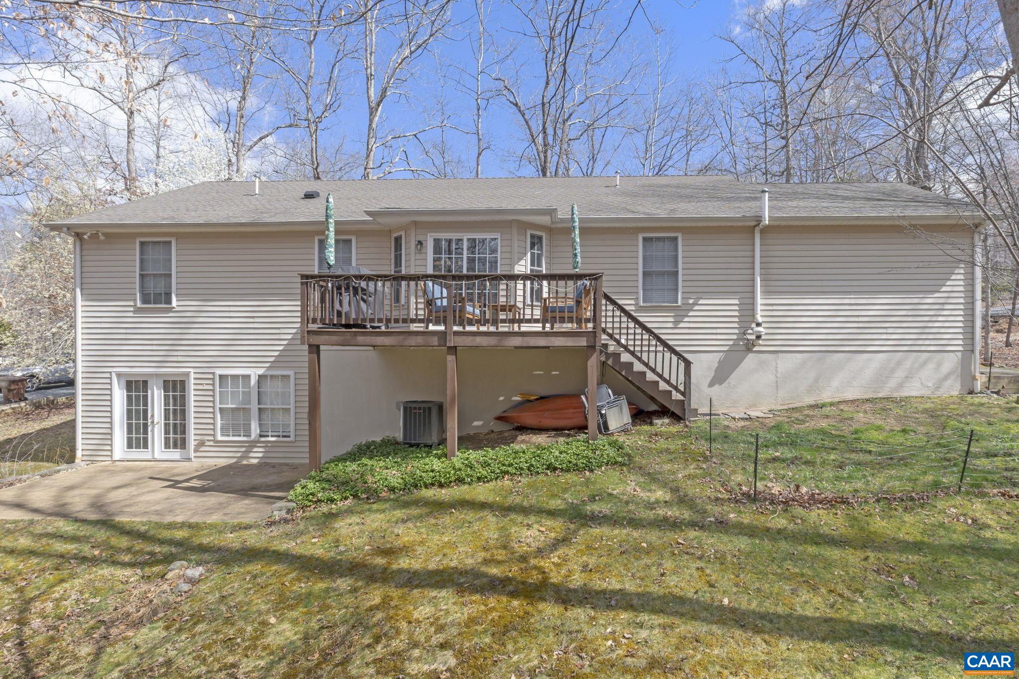 217 JEFFERSON DR