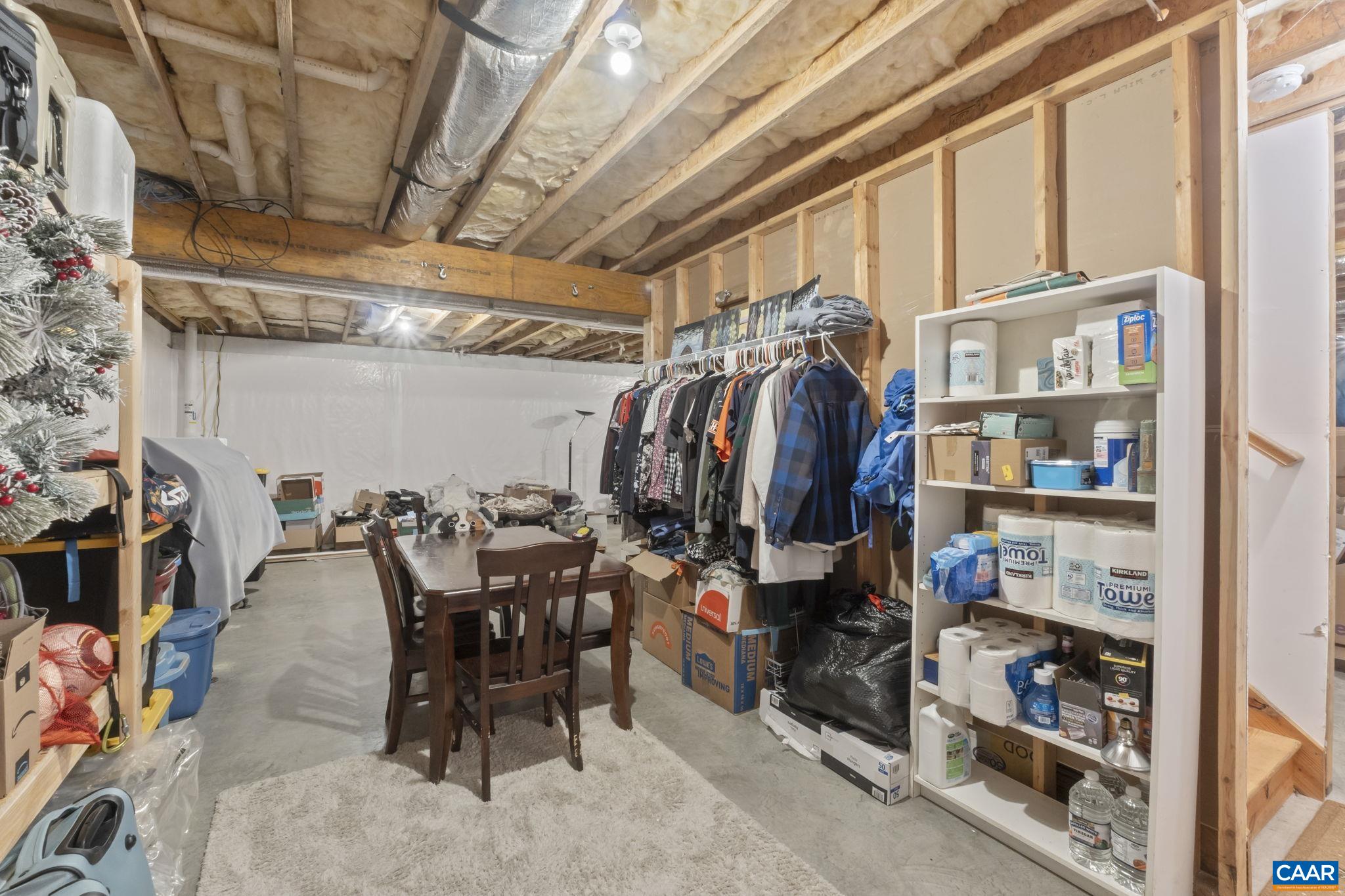 217 JEFFERSON DR
