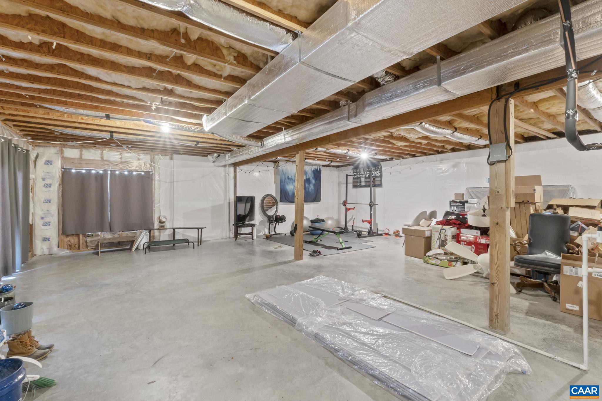 217 JEFFERSON DR