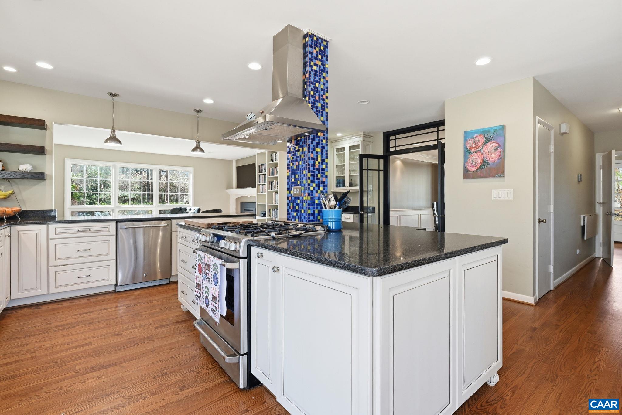 829 FLORDON DR
