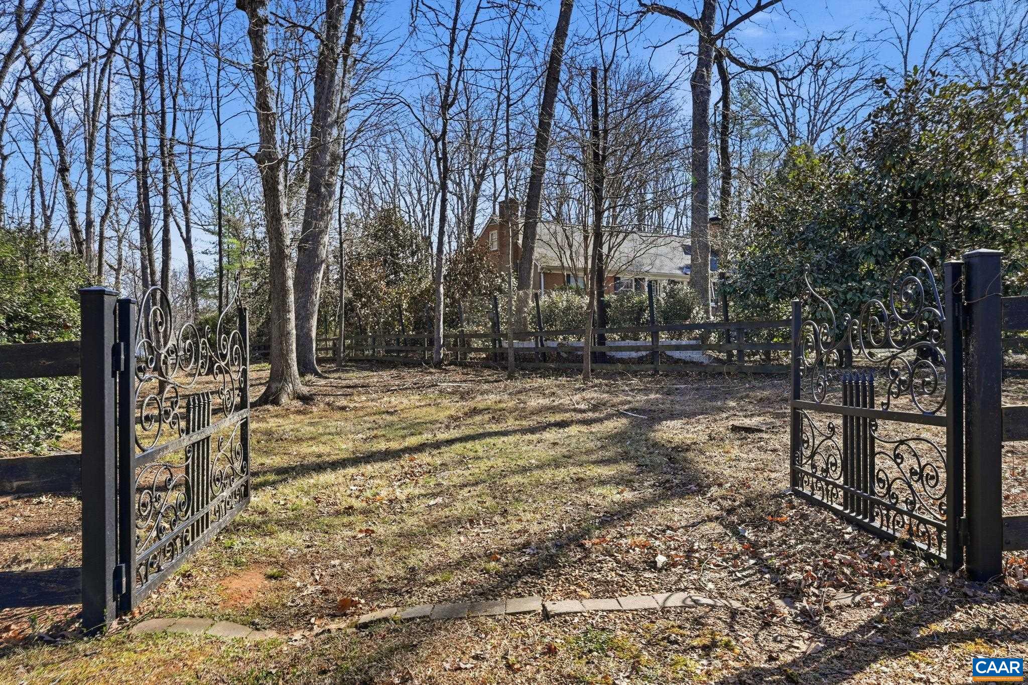 829 FLORDON DR