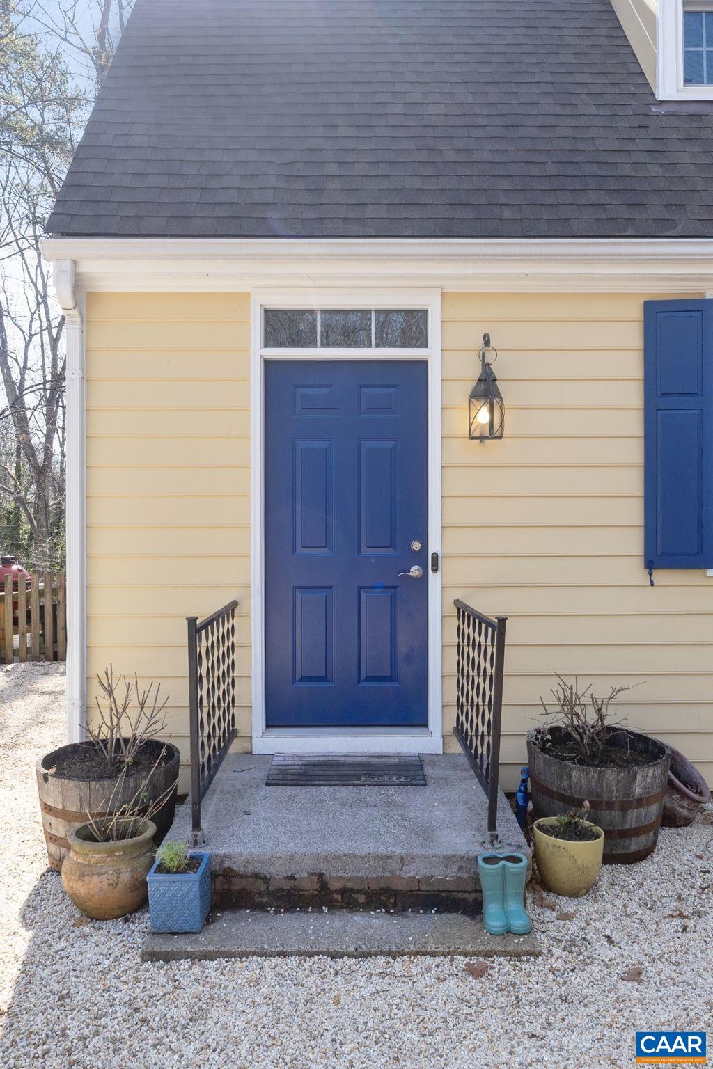 1721 SOLOMON RD