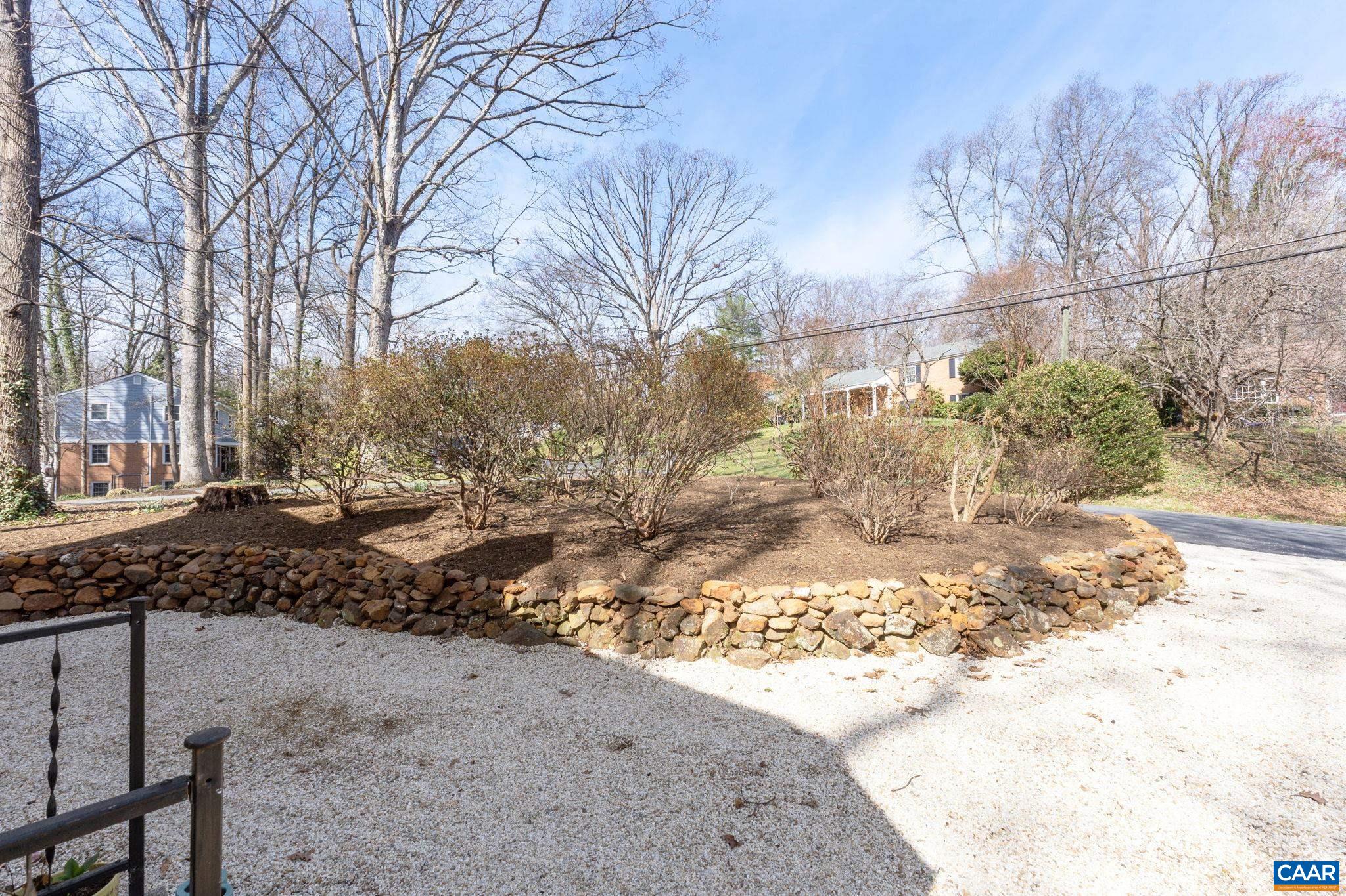 1721 SOLOMON RD