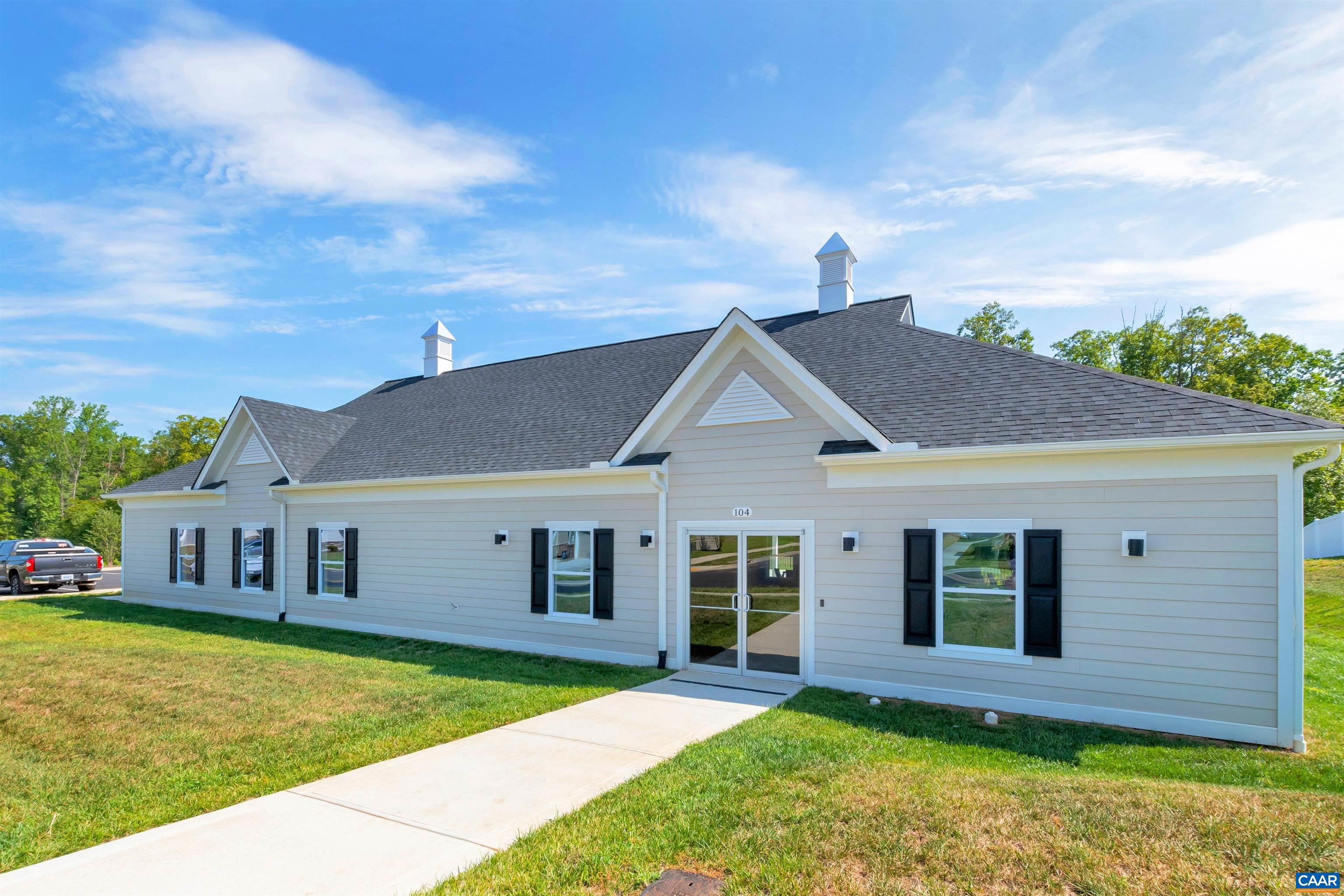 27 PINE KNOT DR