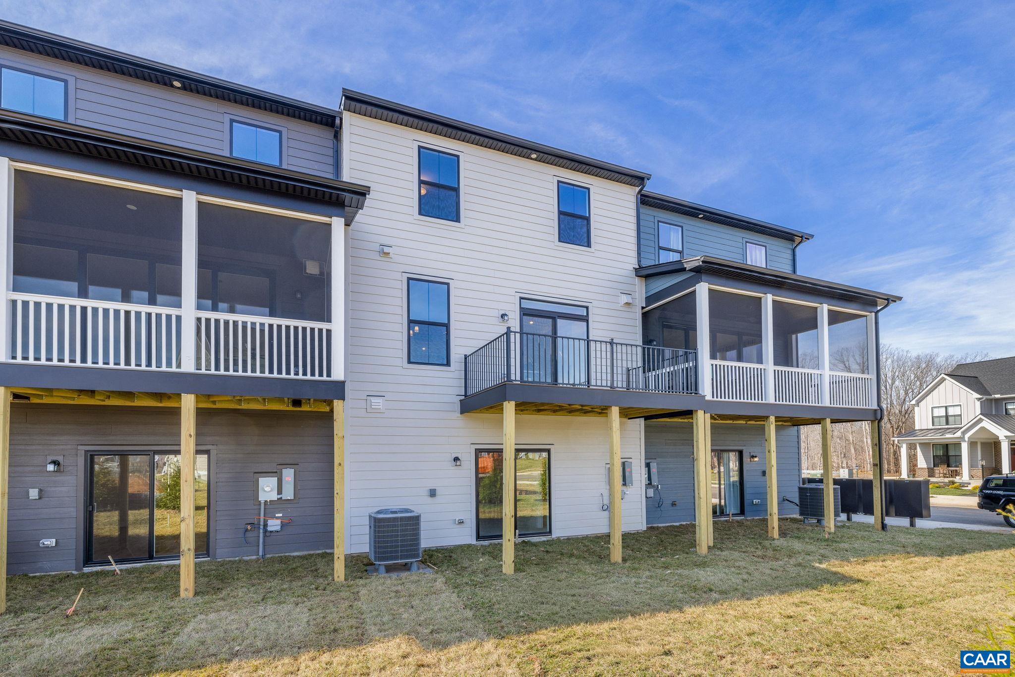 3089 MIRANDA CROSSING