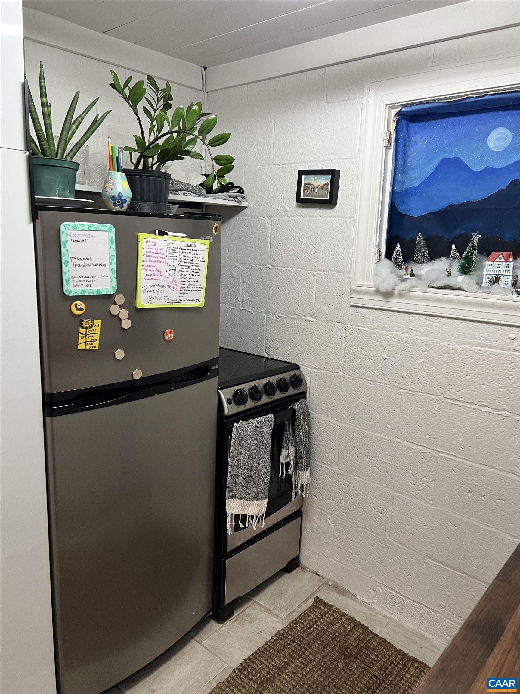 804 HINTON AVE Unit: cottage