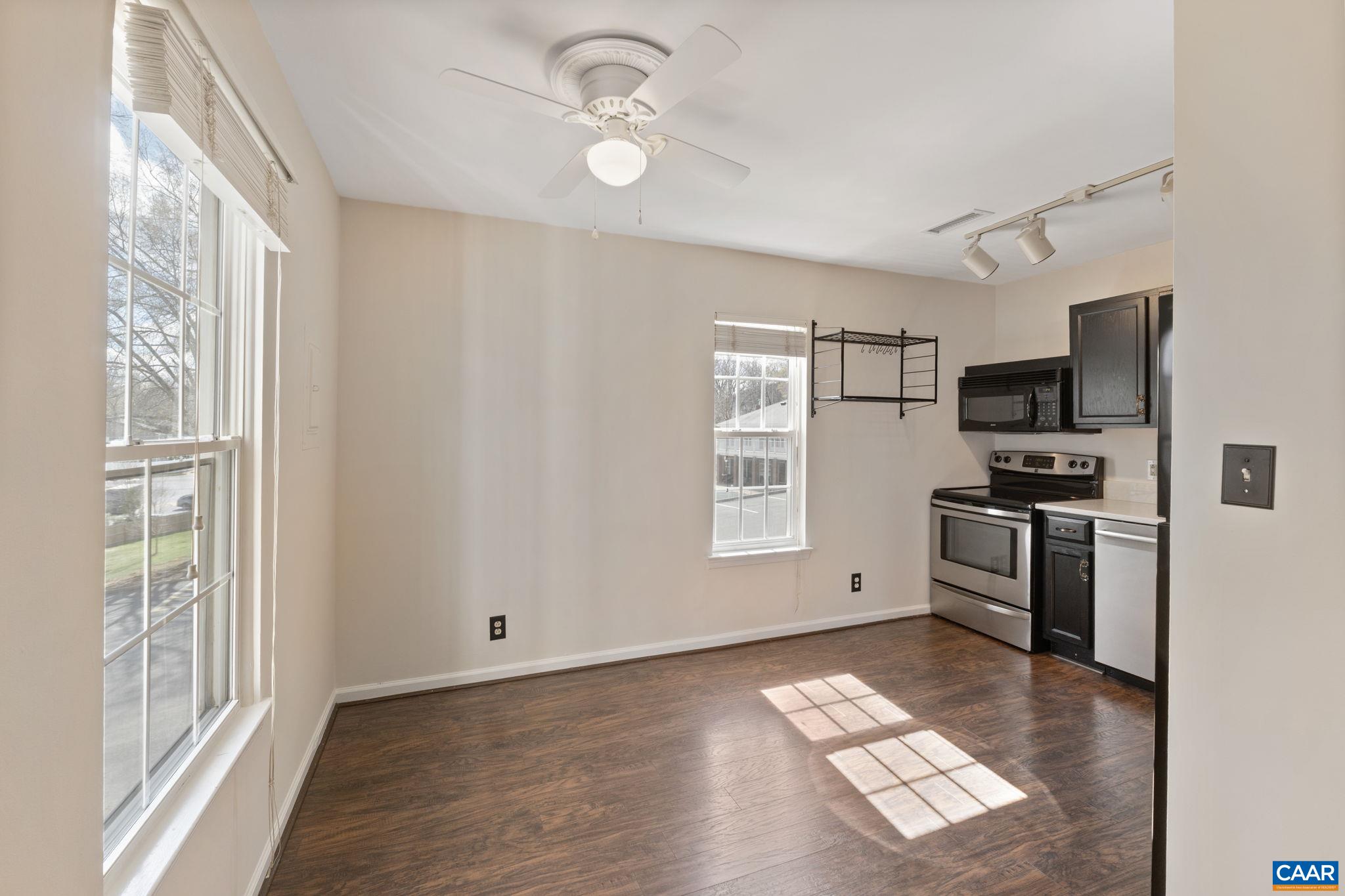 1242 VILLA LN Unit: D