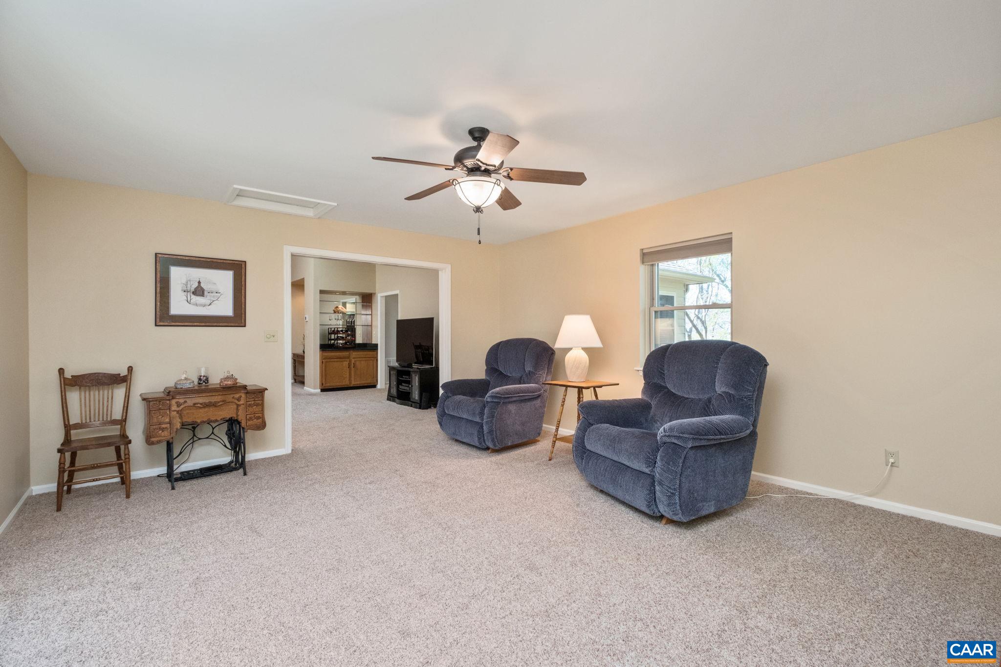 240 HOMESTEAD LN