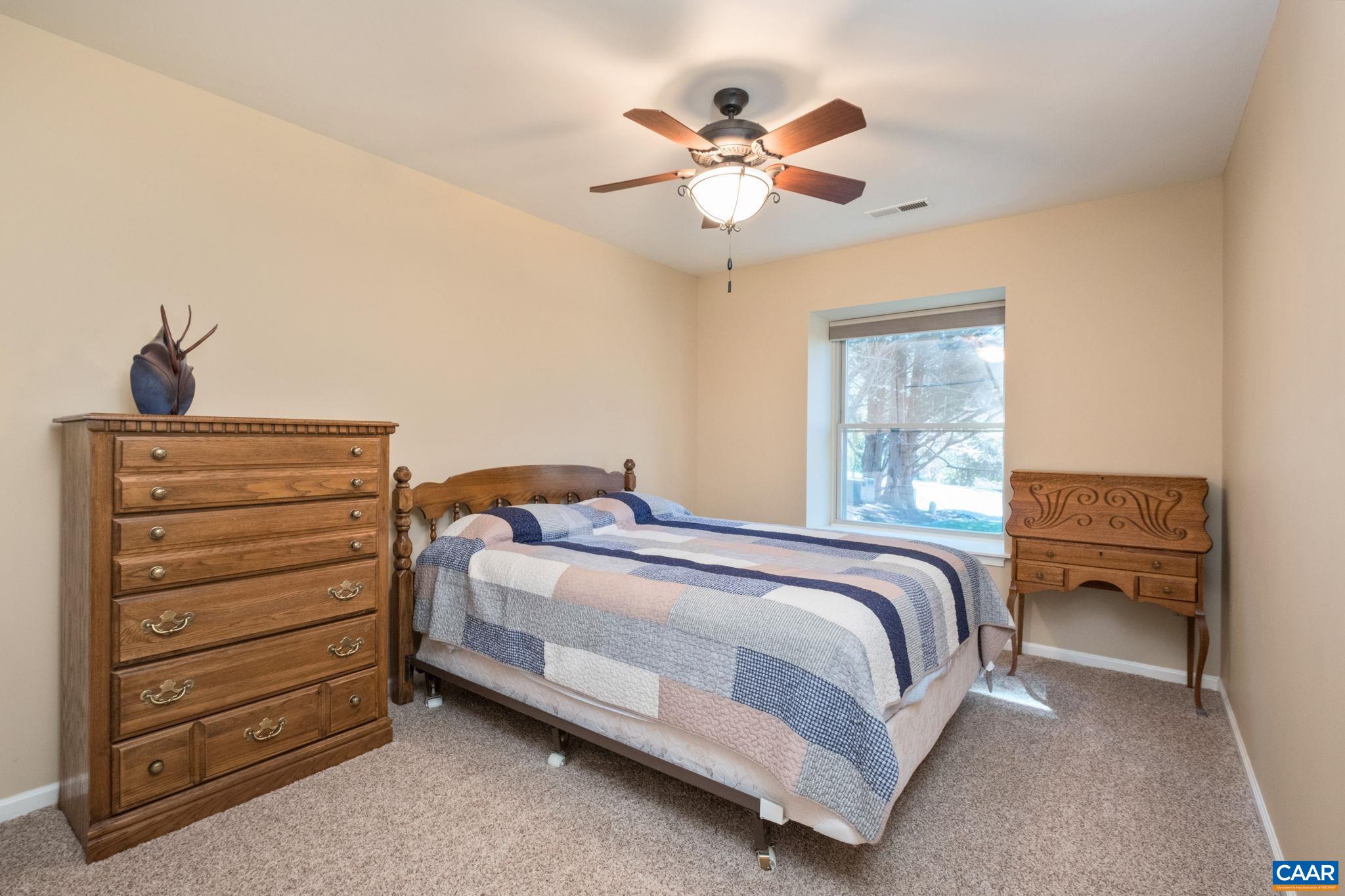 240 HOMESTEAD LN
