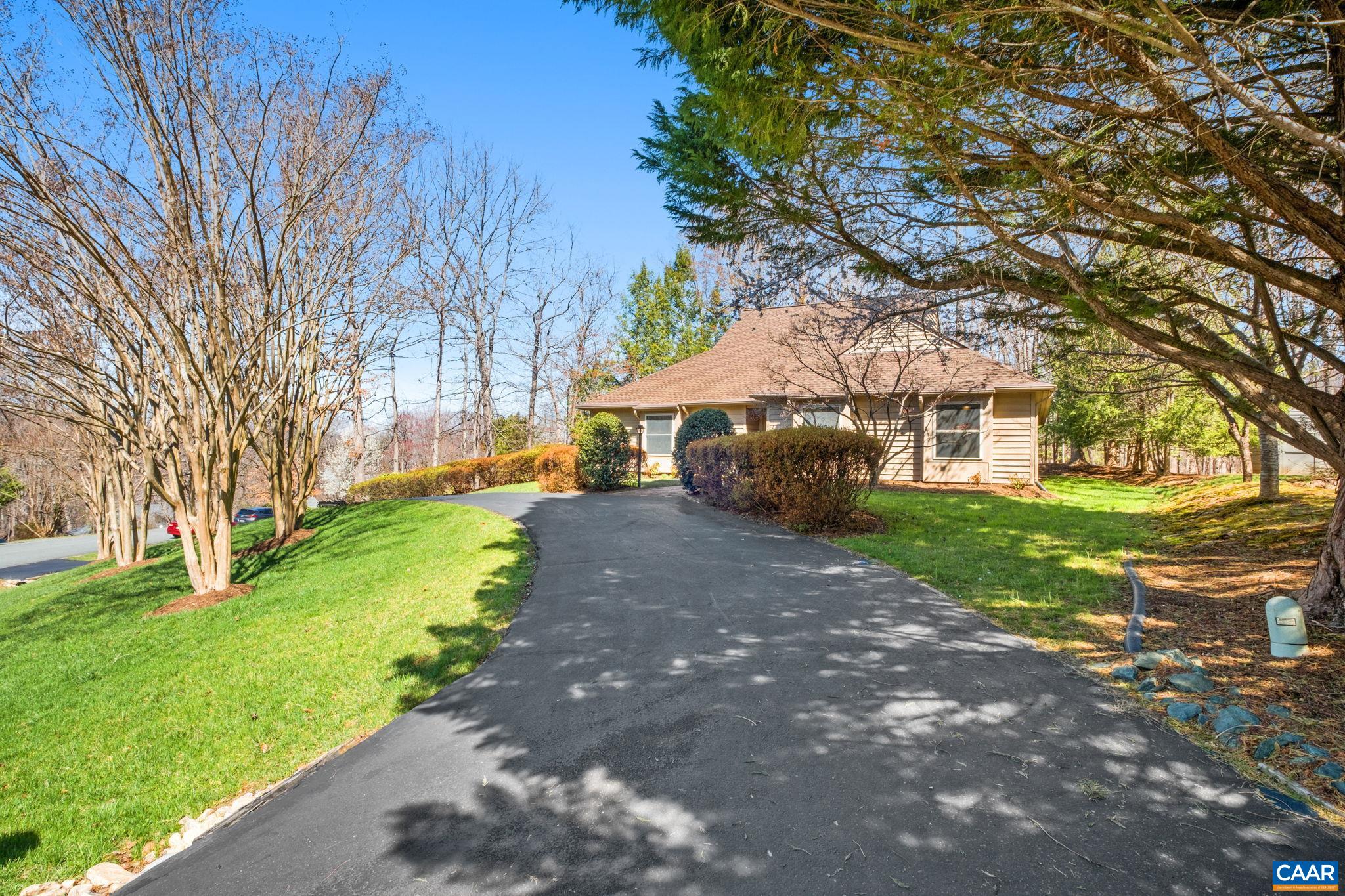 240 HOMESTEAD LN