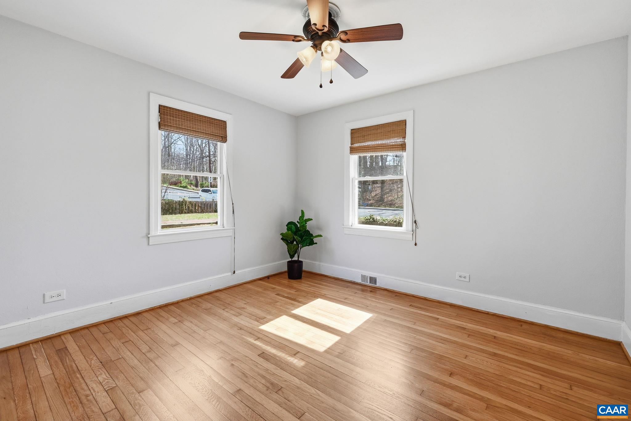 1641 CHERRY AVE
