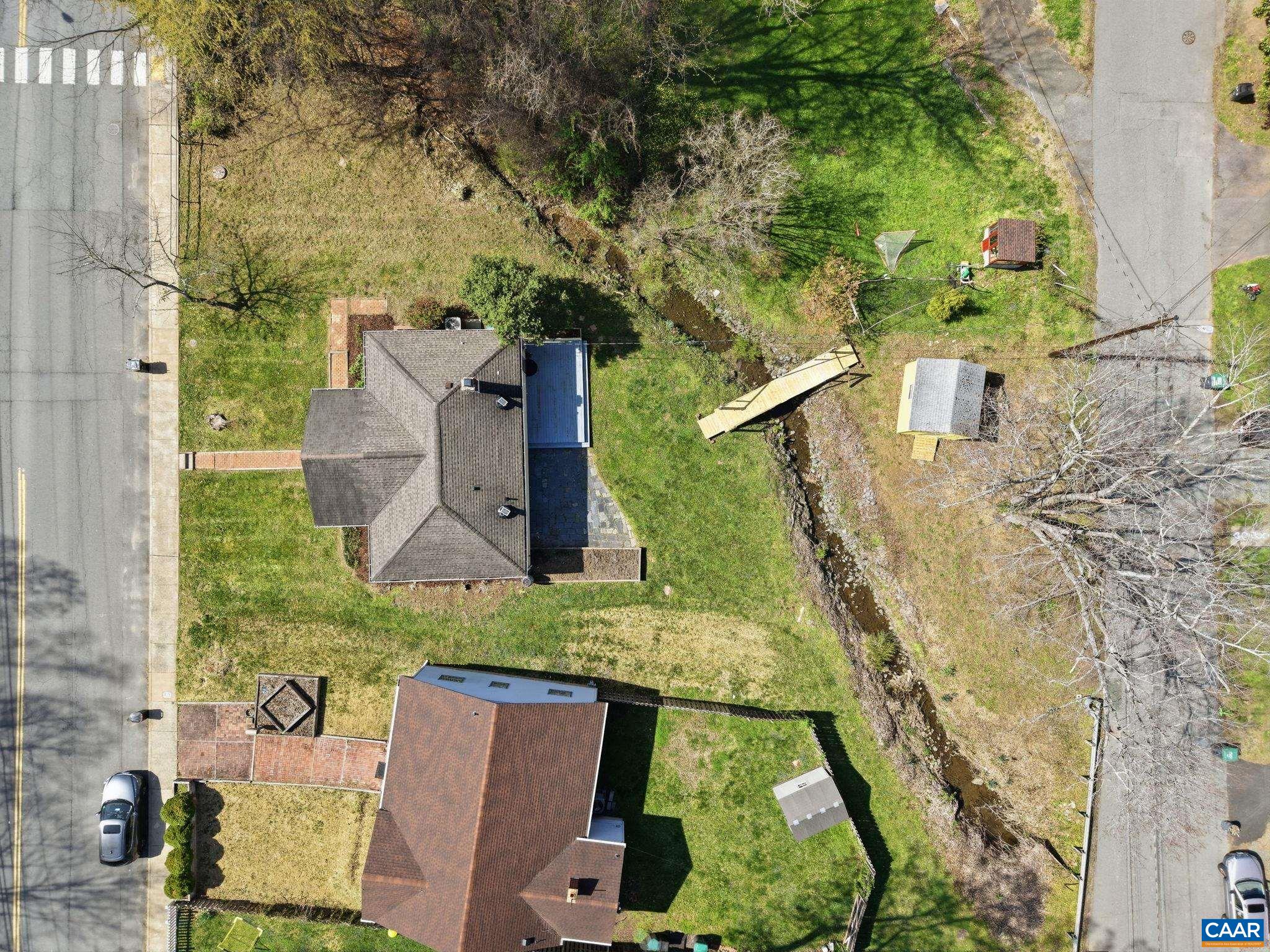 1641 CHERRY AVE