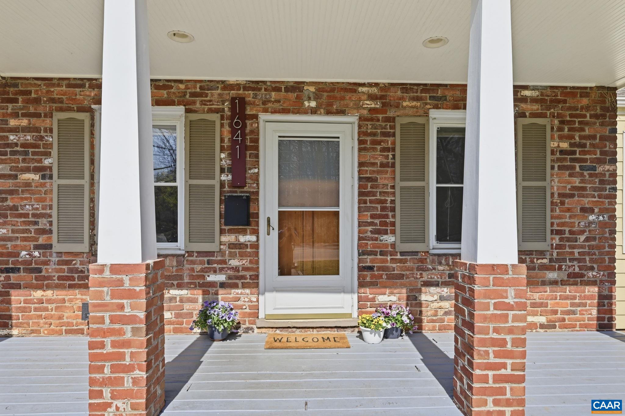 1641 CHERRY AVE