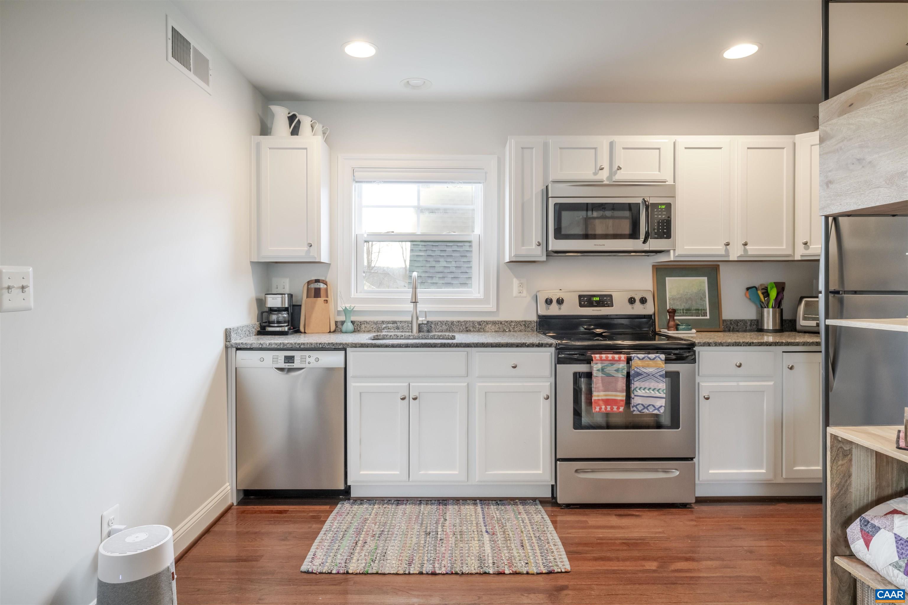 1311 DABNEY GRV