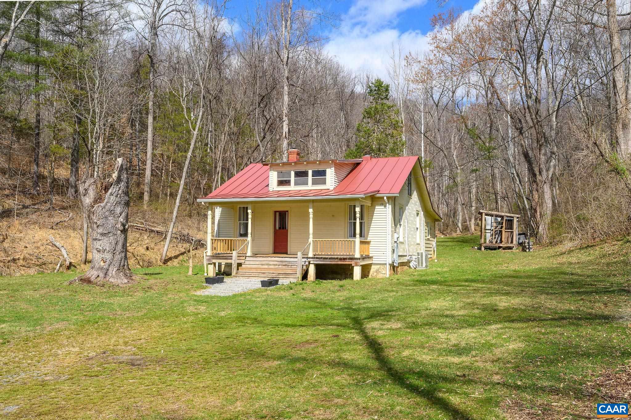 1102 DUNCAN HOLLOW LOOP