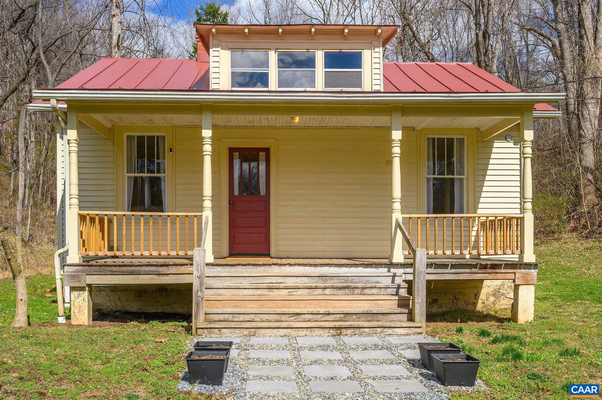 1102 DUNCAN HOLLOW LOOP