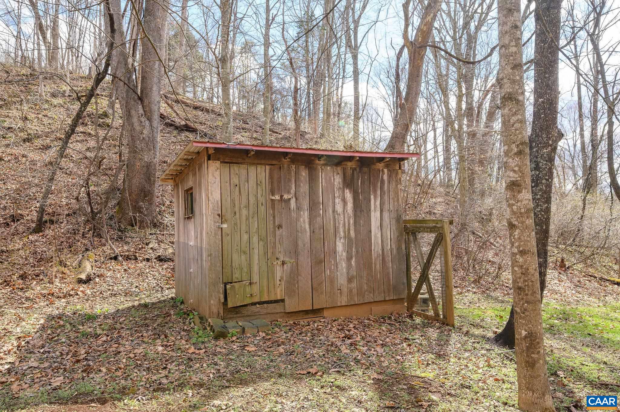 1102 DUNCAN HOLLOW LOOP