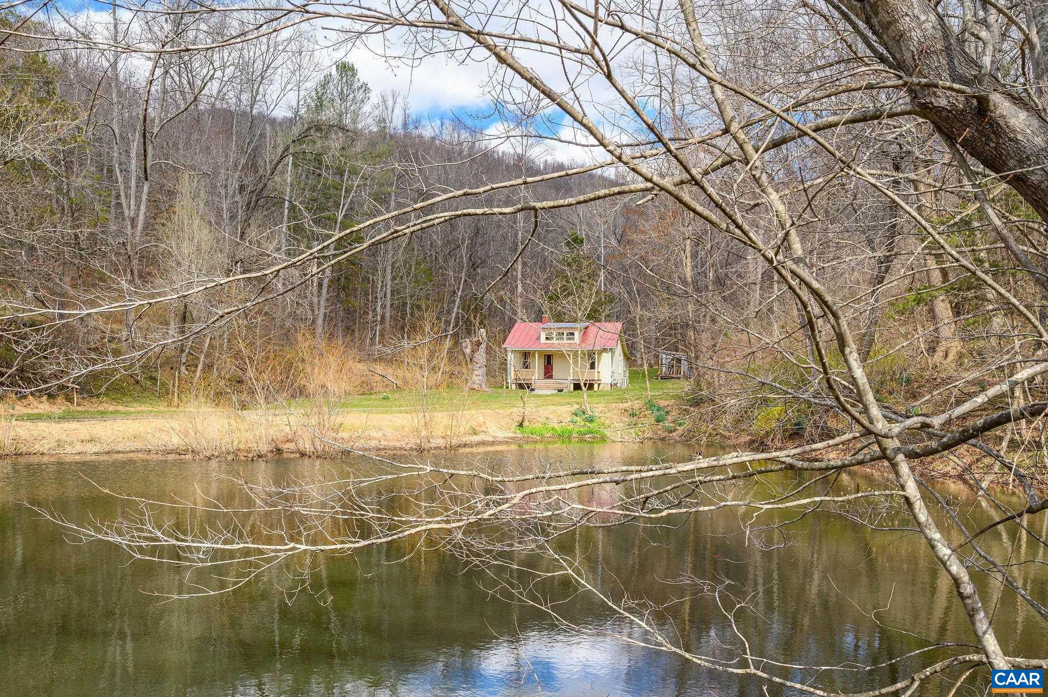 1102 DUNCAN HOLLOW LOOP