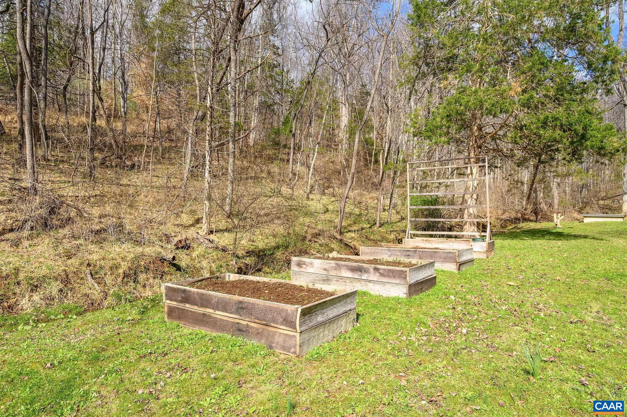 1102 DUNCAN HOLLOW LOOP