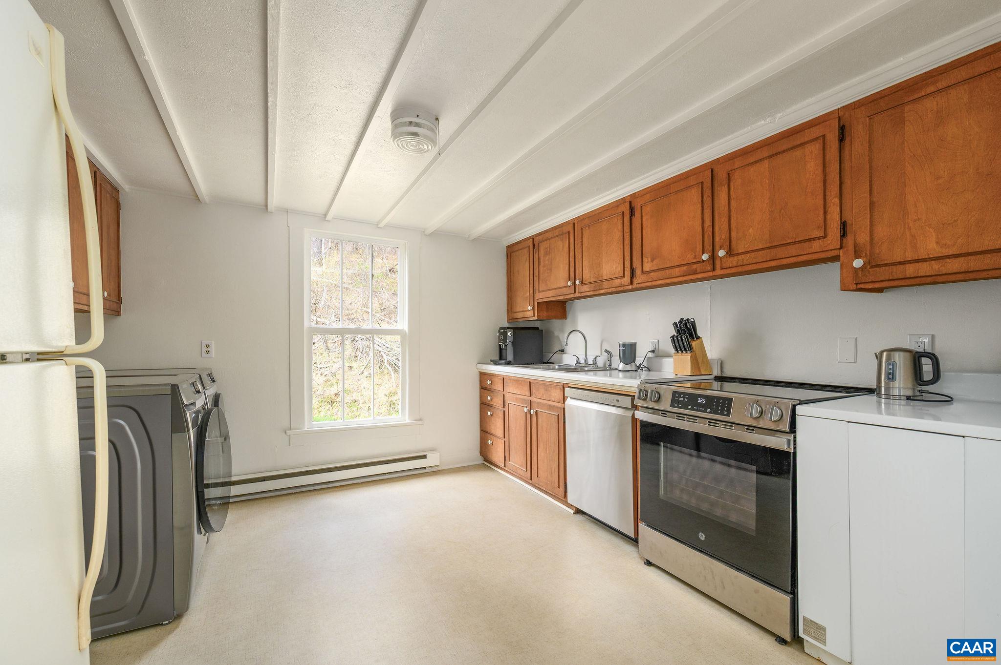 1102 DUNCAN HOLLOW LOOP