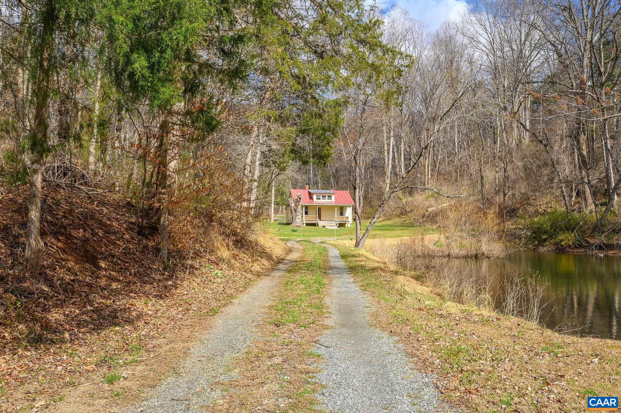 1102 DUNCAN HOLLOW LOOP