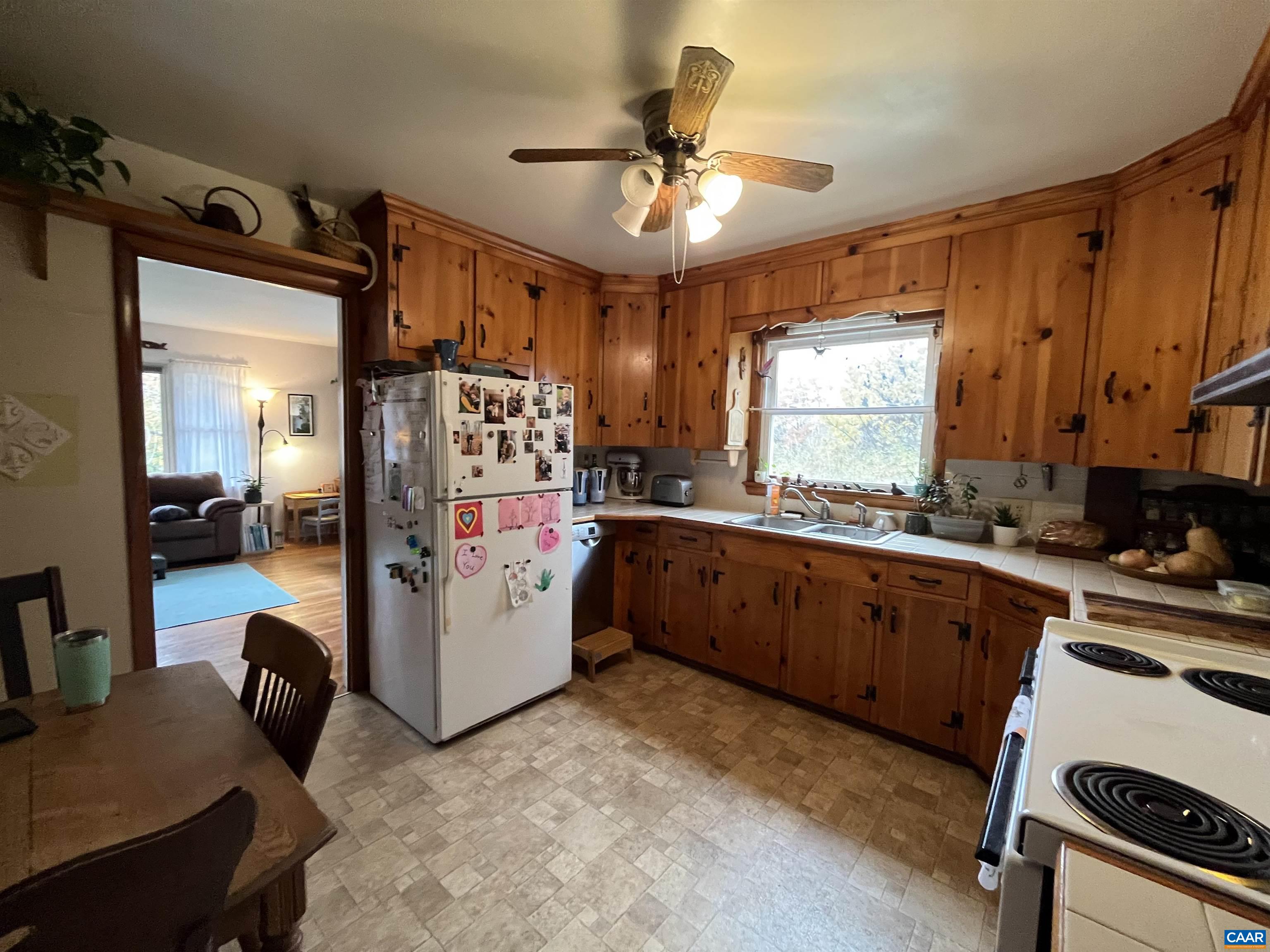 1839 AFTON MOUNTAIN RD