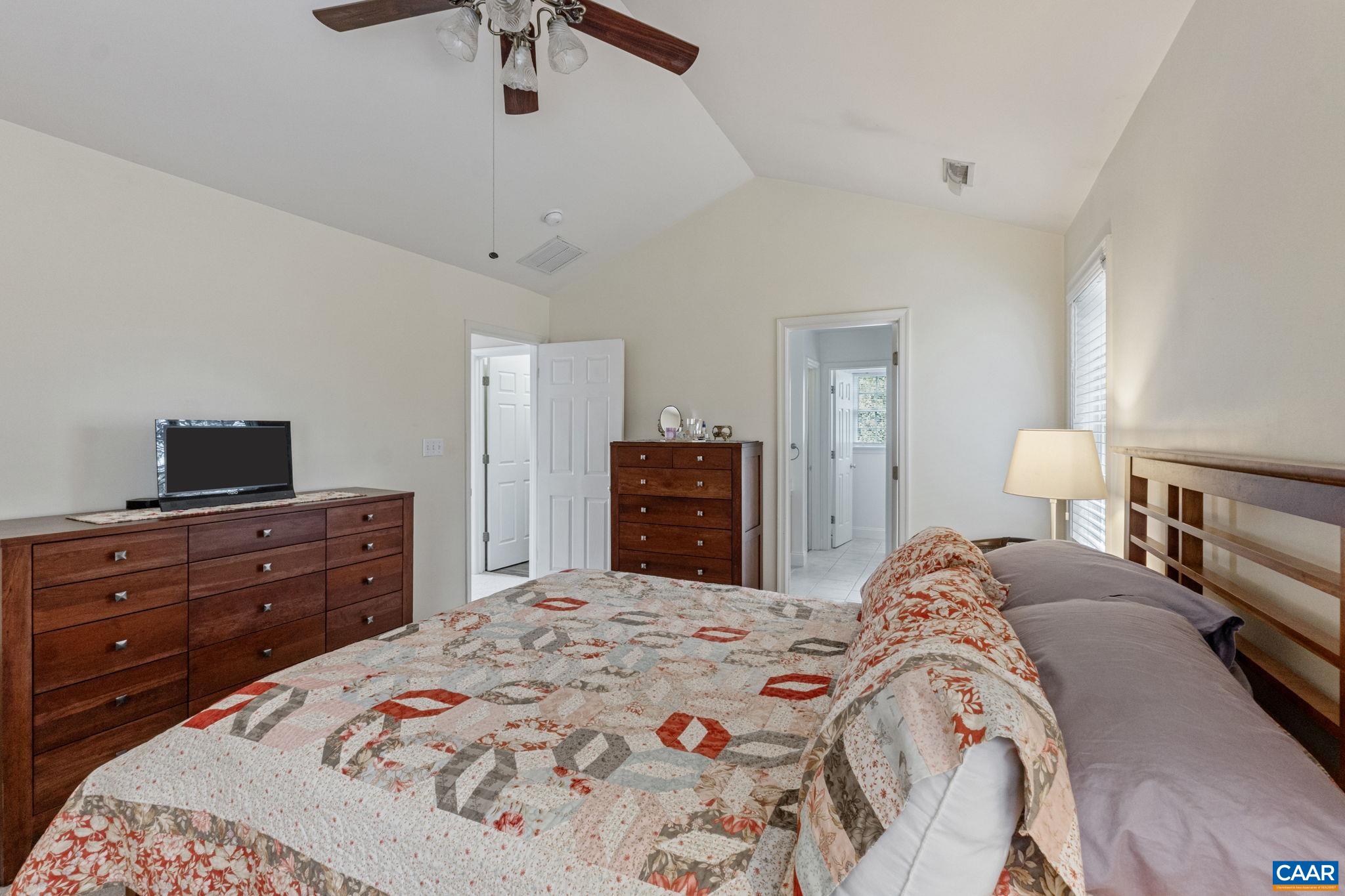 1095 AUTUMN HILL CT