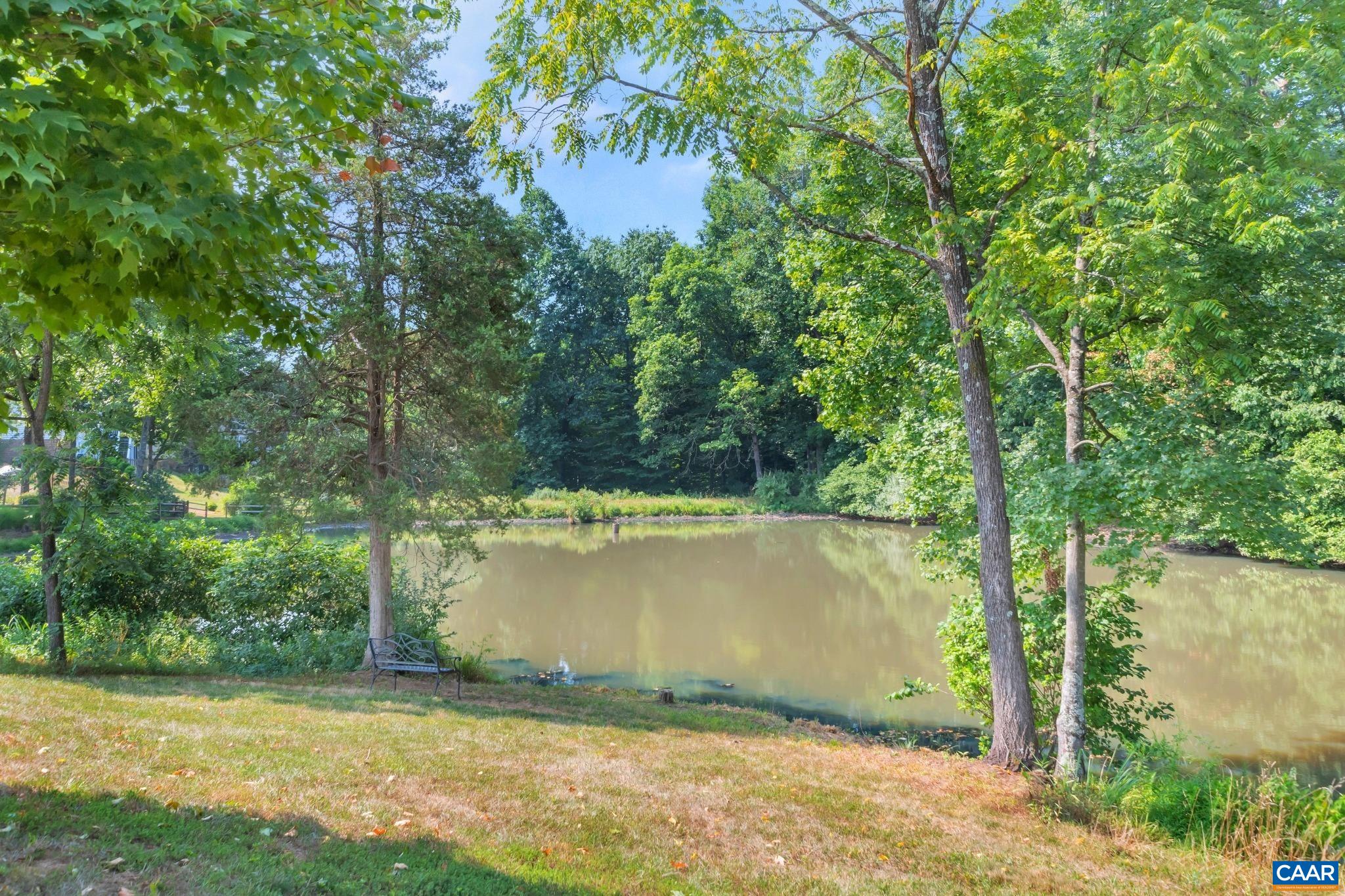 1095 AUTUMN HILL CT