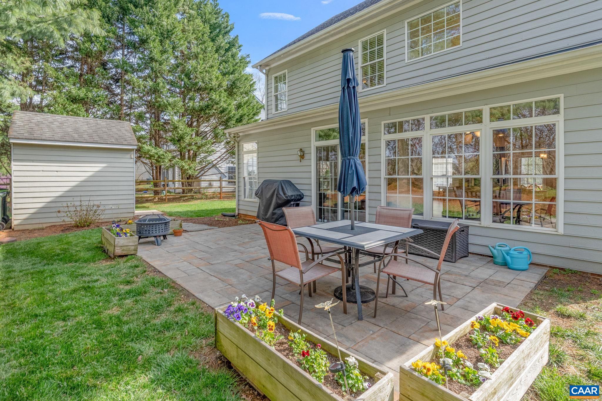 1095 AUTUMN HILL CT
