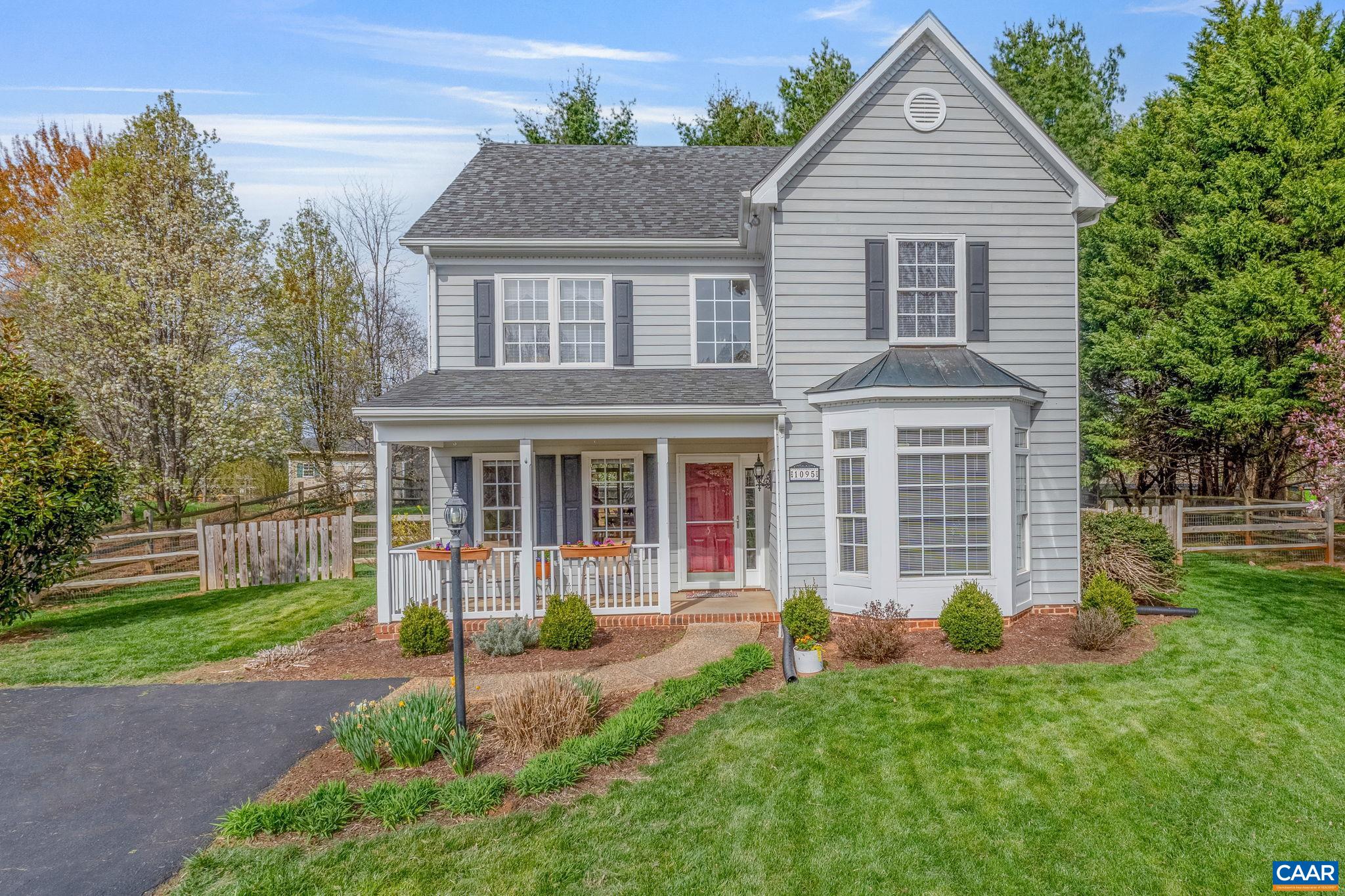 1095 AUTUMN HILL CT