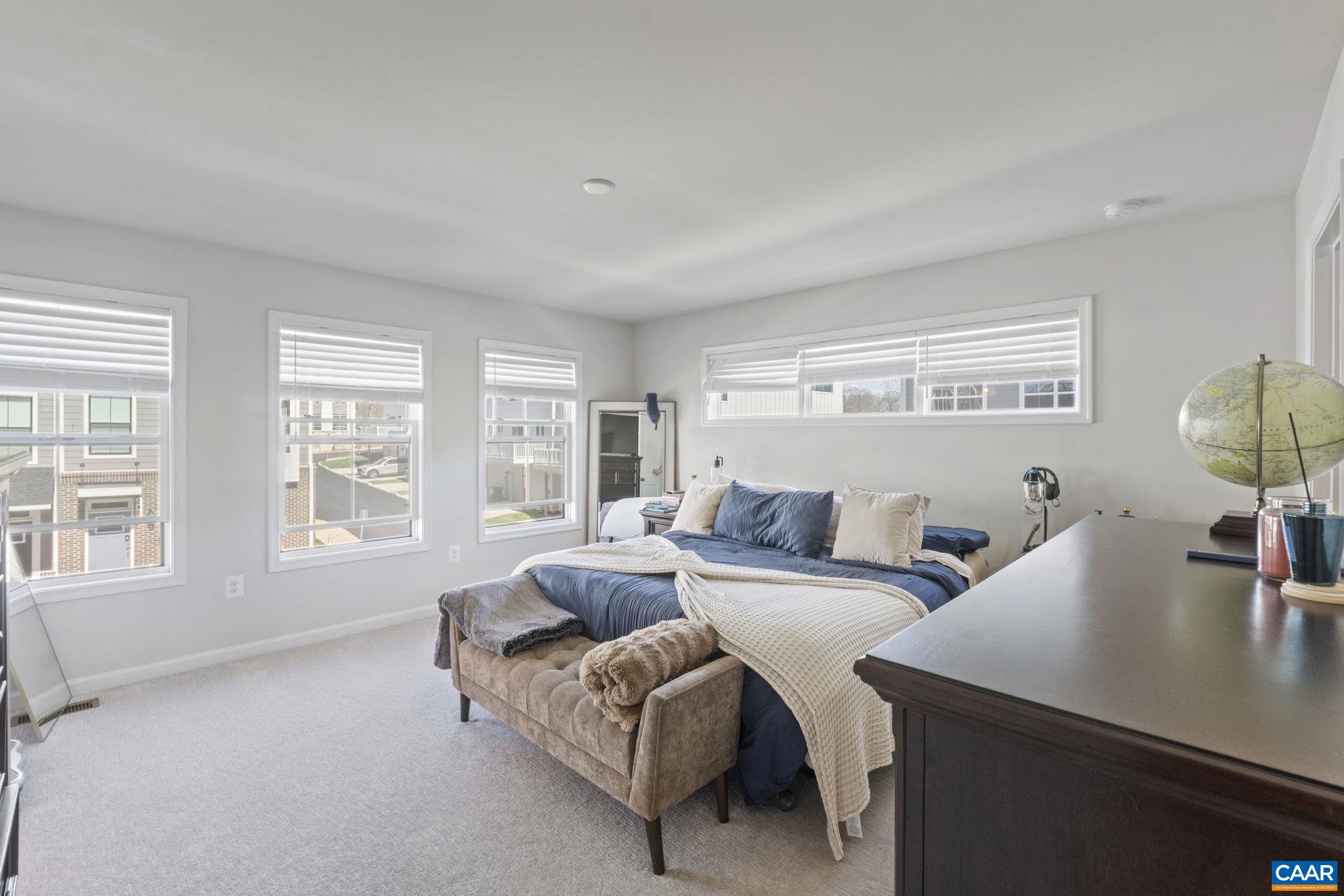 2604 FLORA VIEW DR