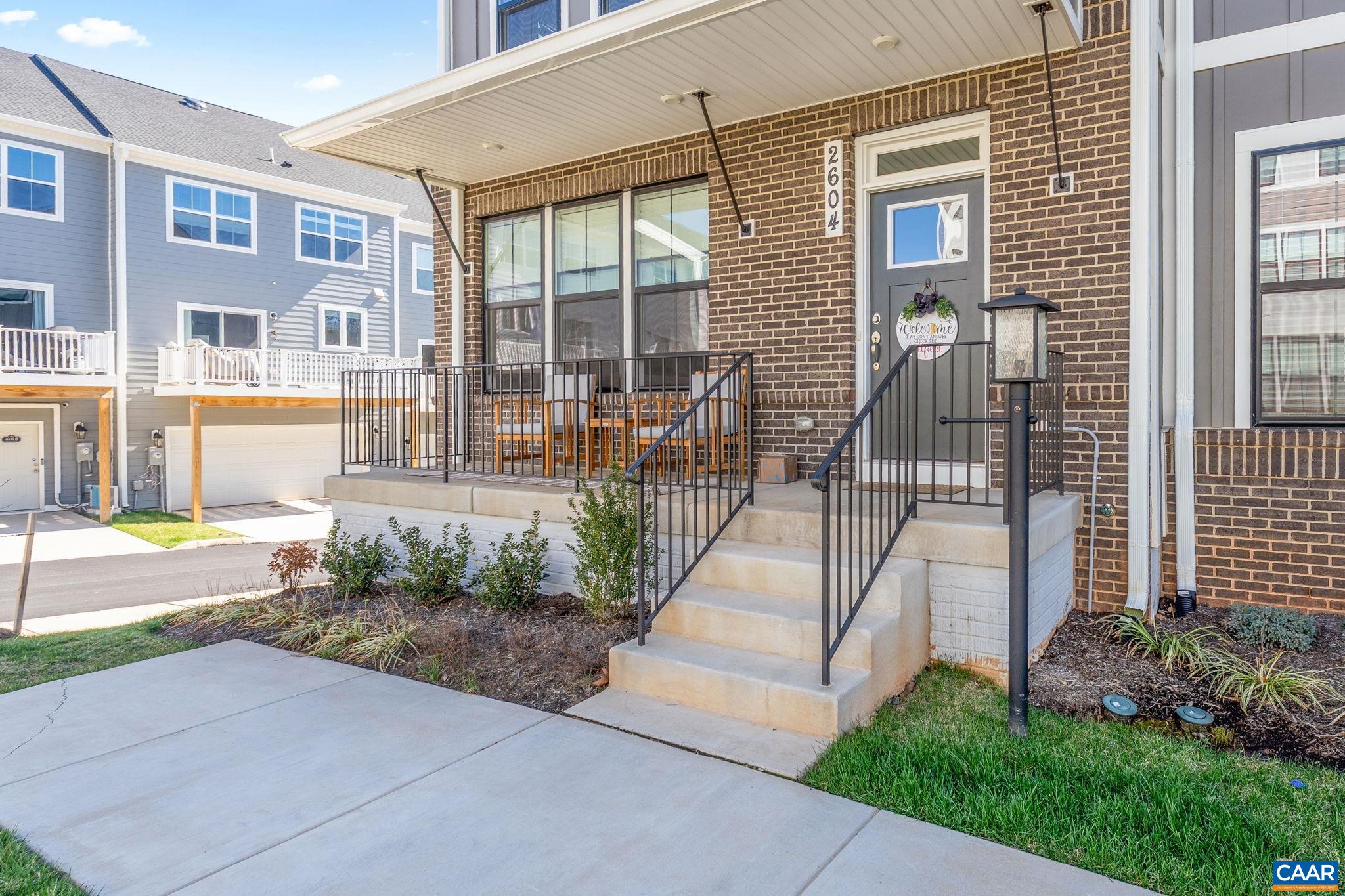 2604 FLORA VIEW DR