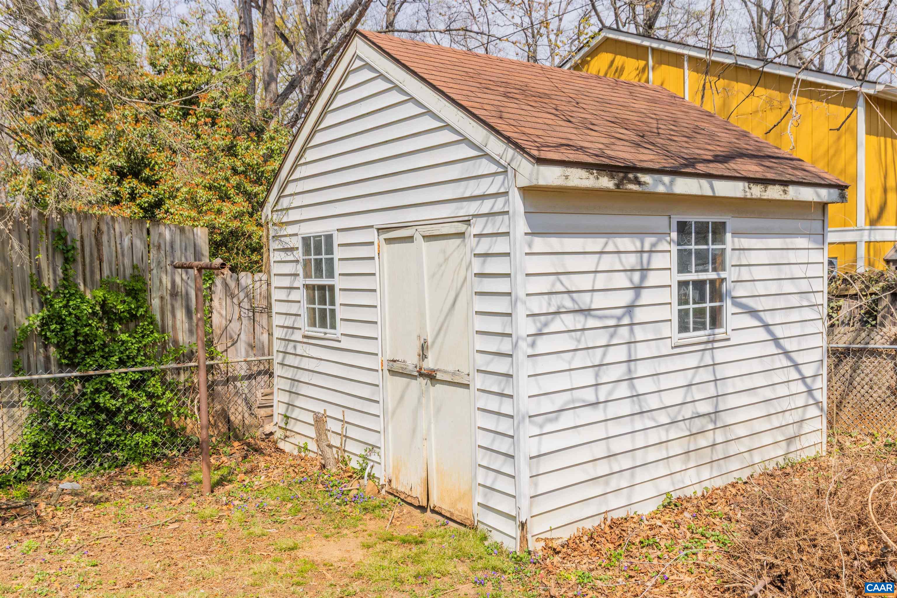 1213 CUTLER LN