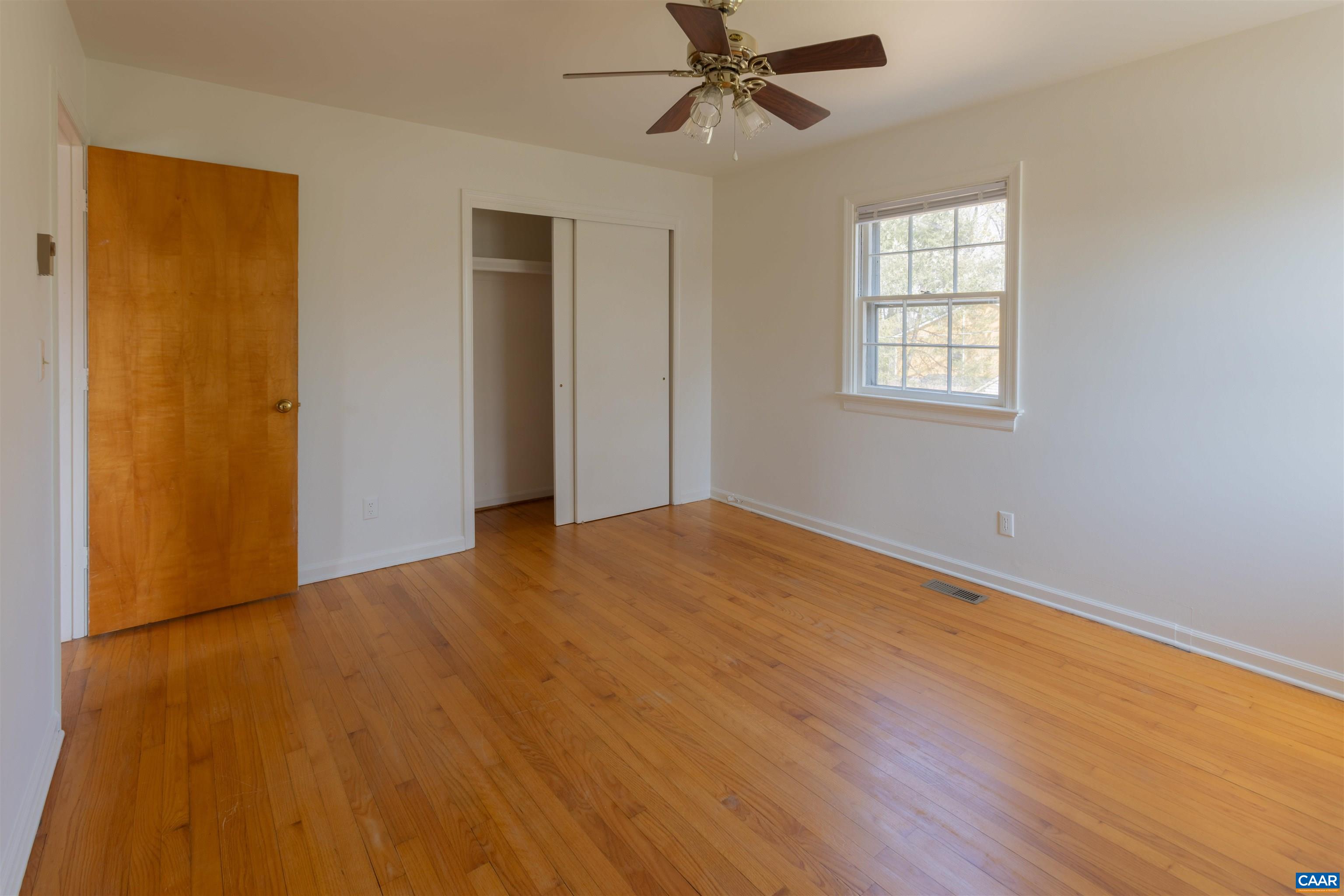 1213 CUTLER LN